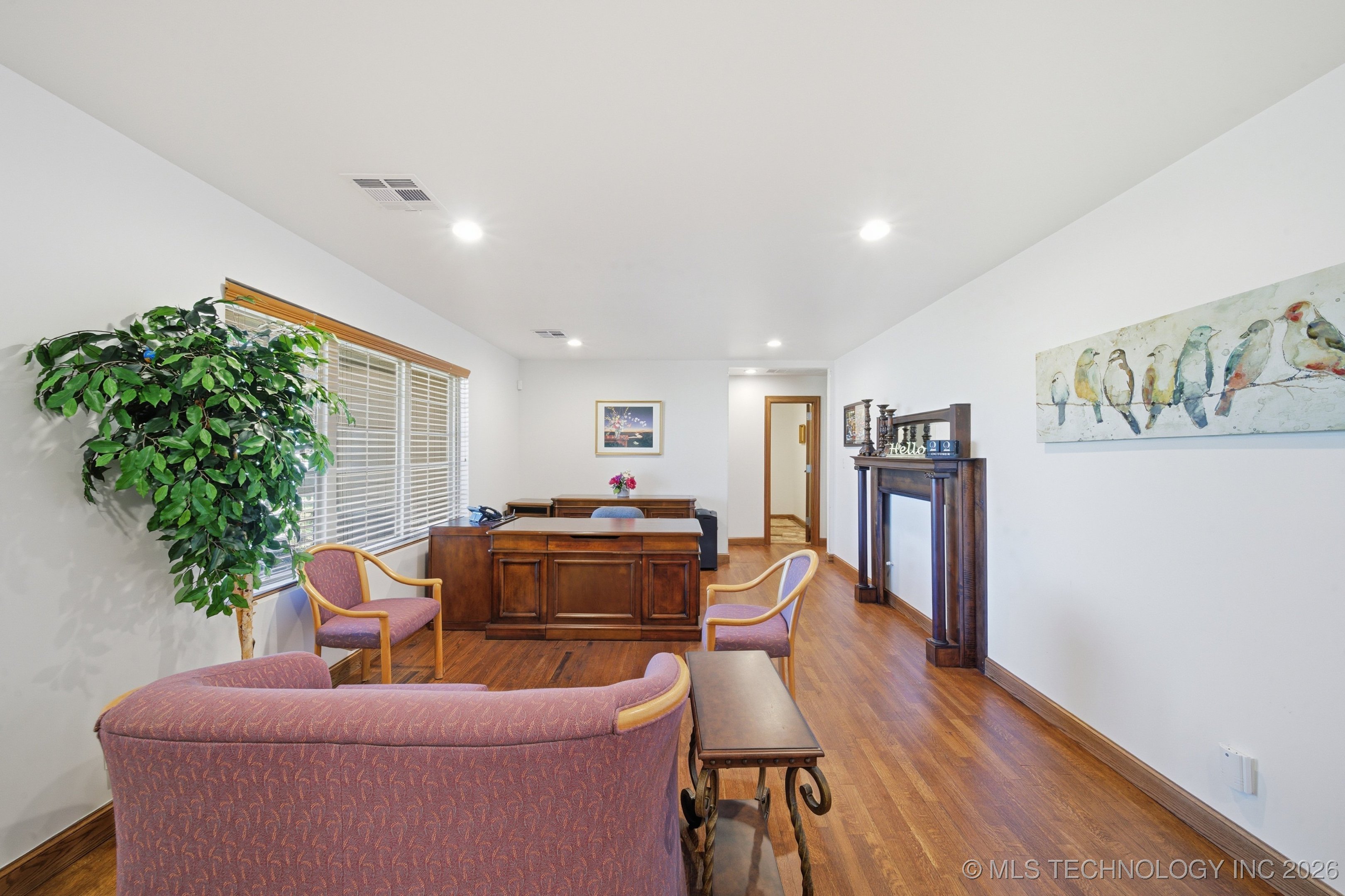 601 S Cherokee Street Property Photo 9