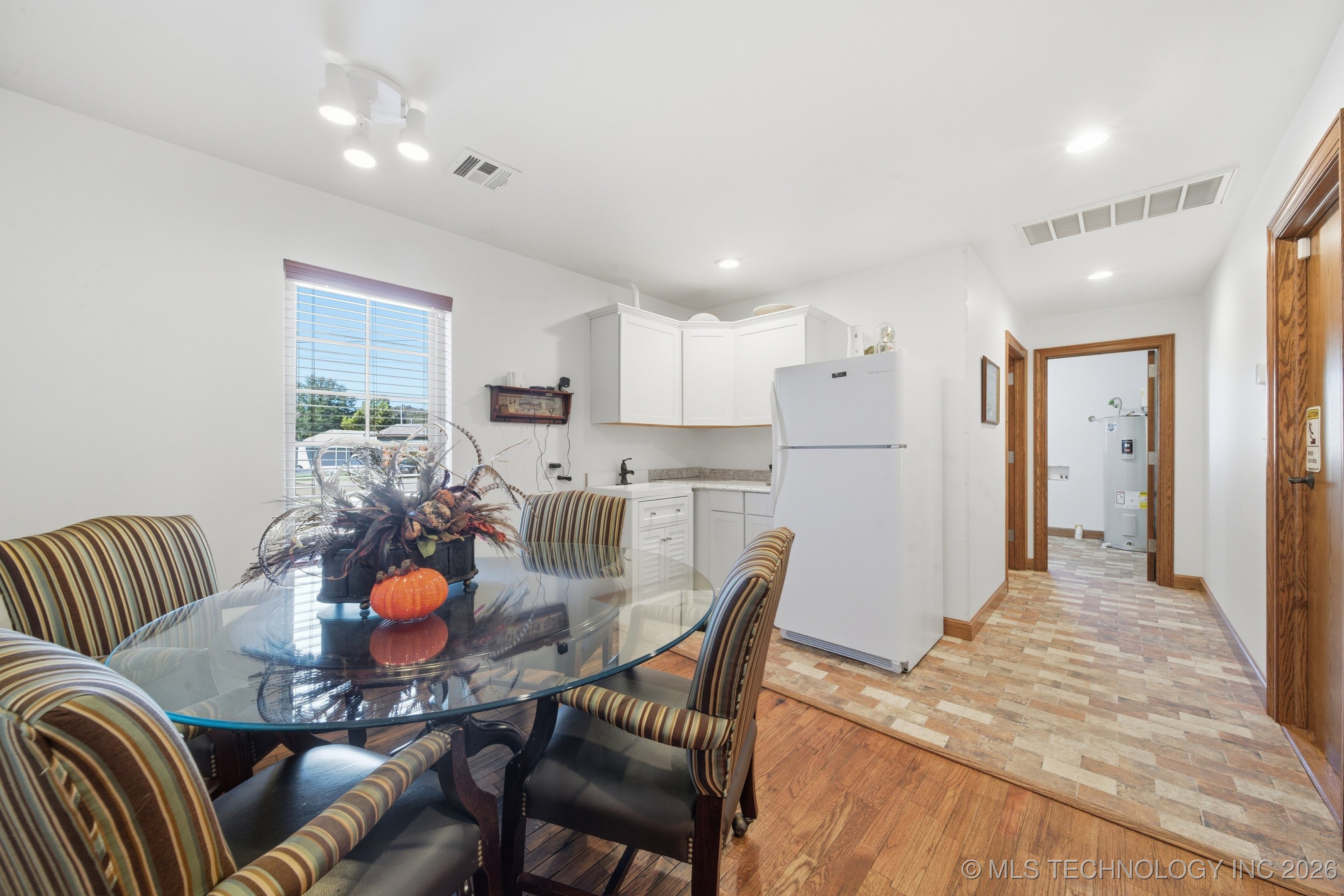 601 S Cherokee Street Property Photo 15