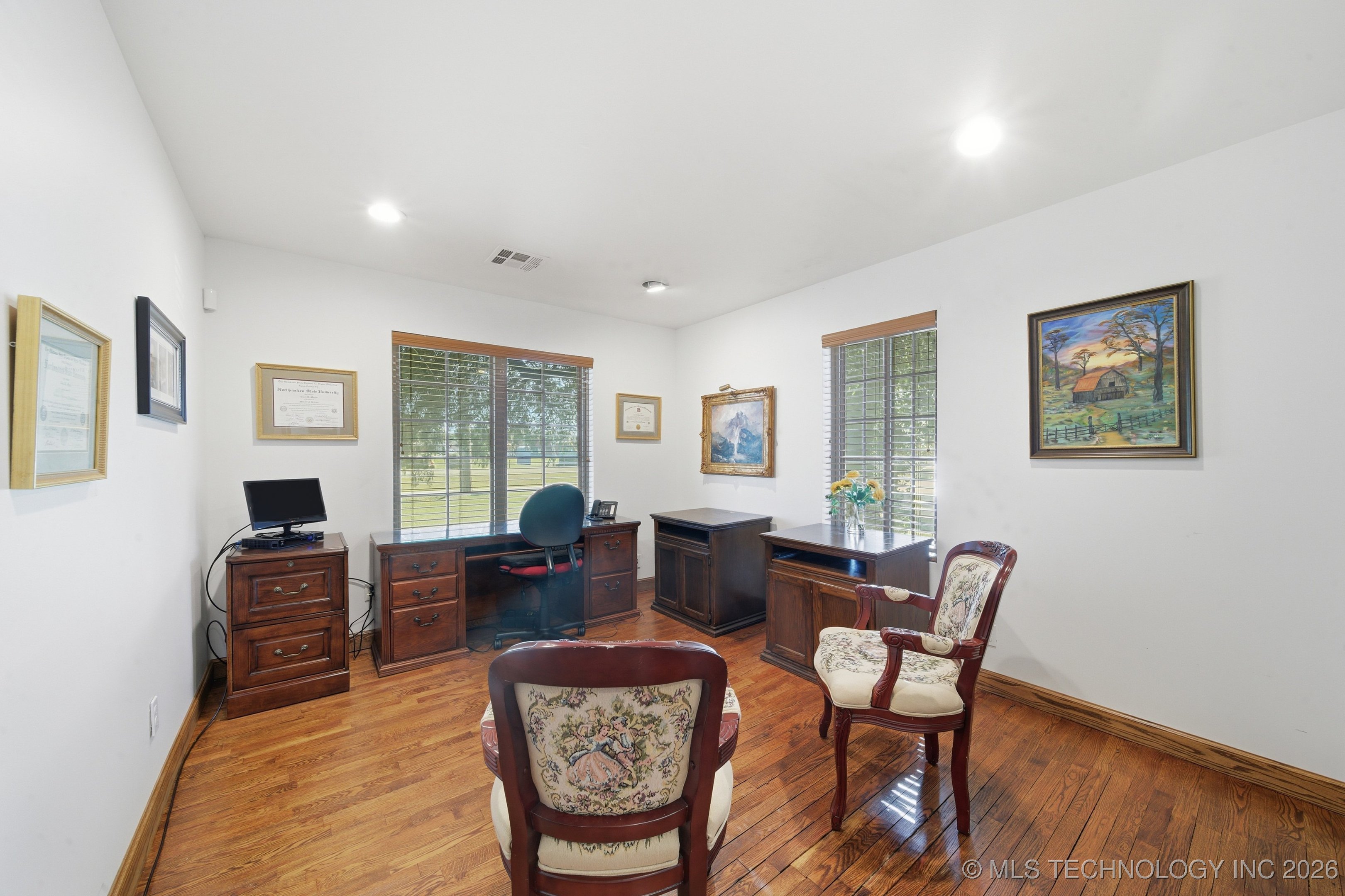 601 S Cherokee Street Property Photo 17