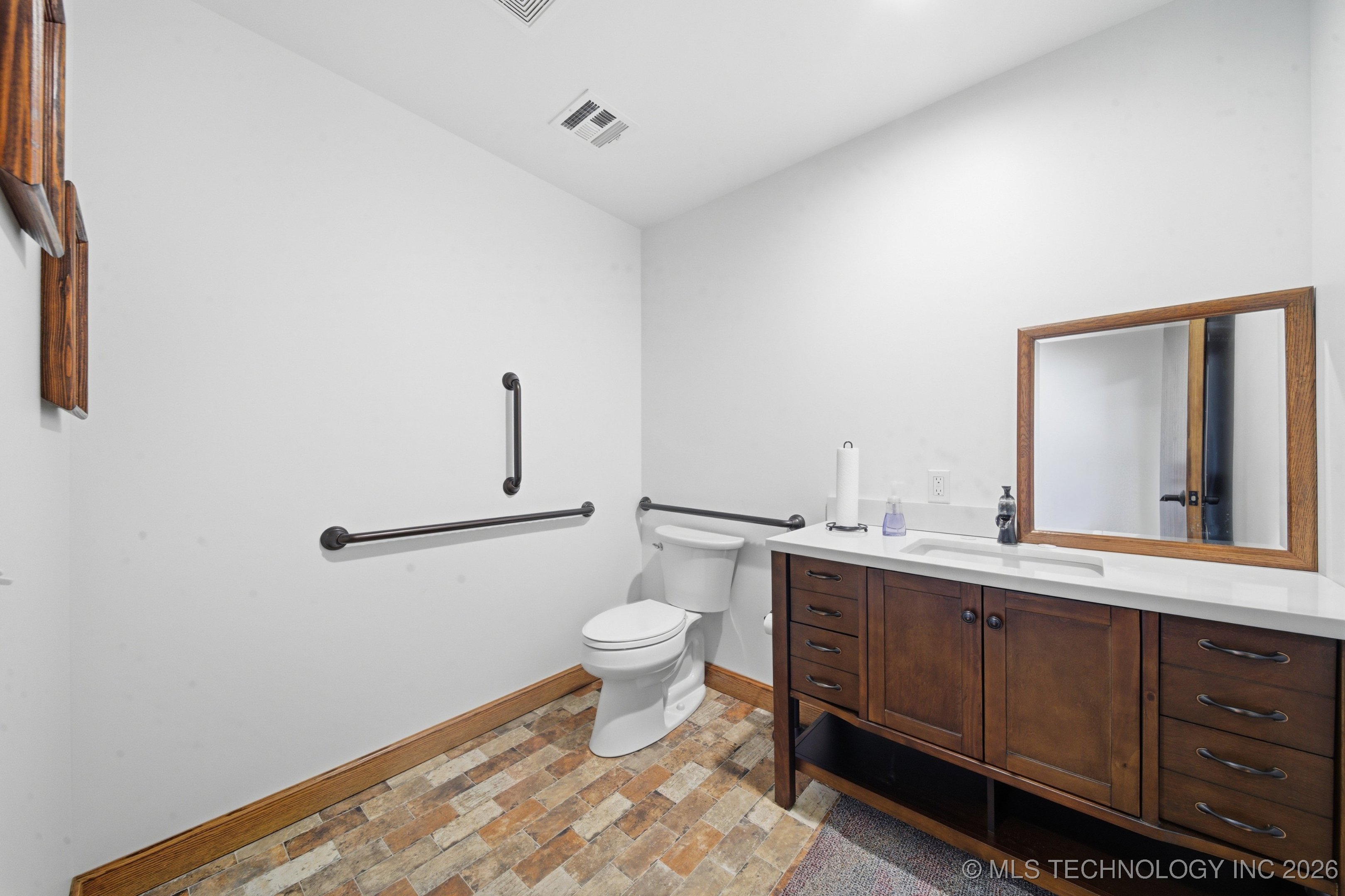 601 S Cherokee Street Property Photo 26