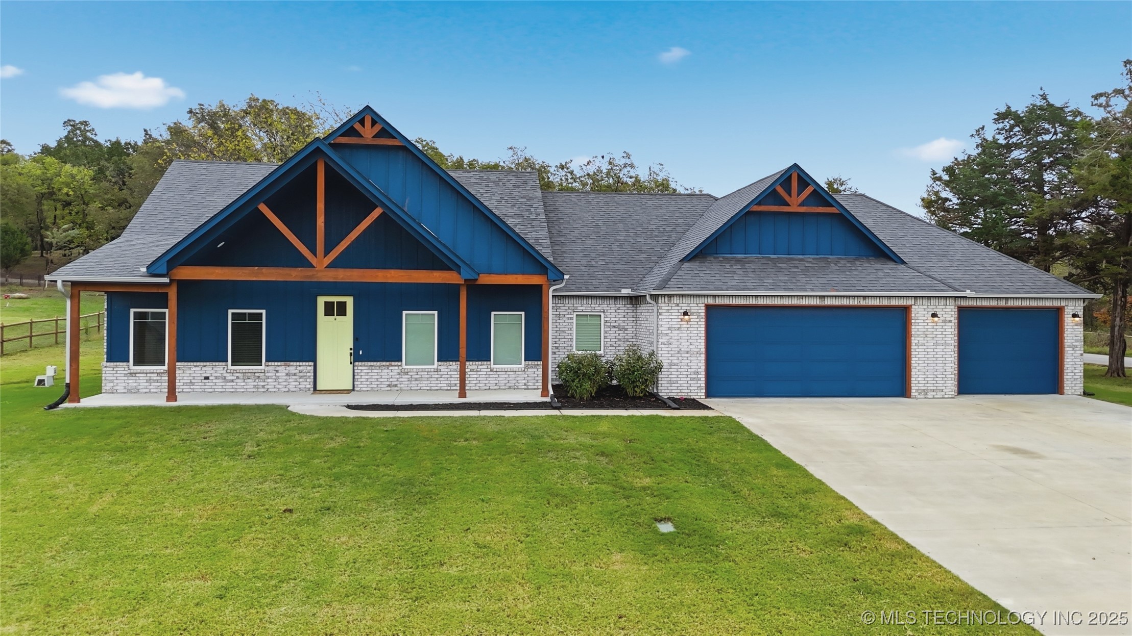 19985 S Wind Ridge Drive Property Photo 1