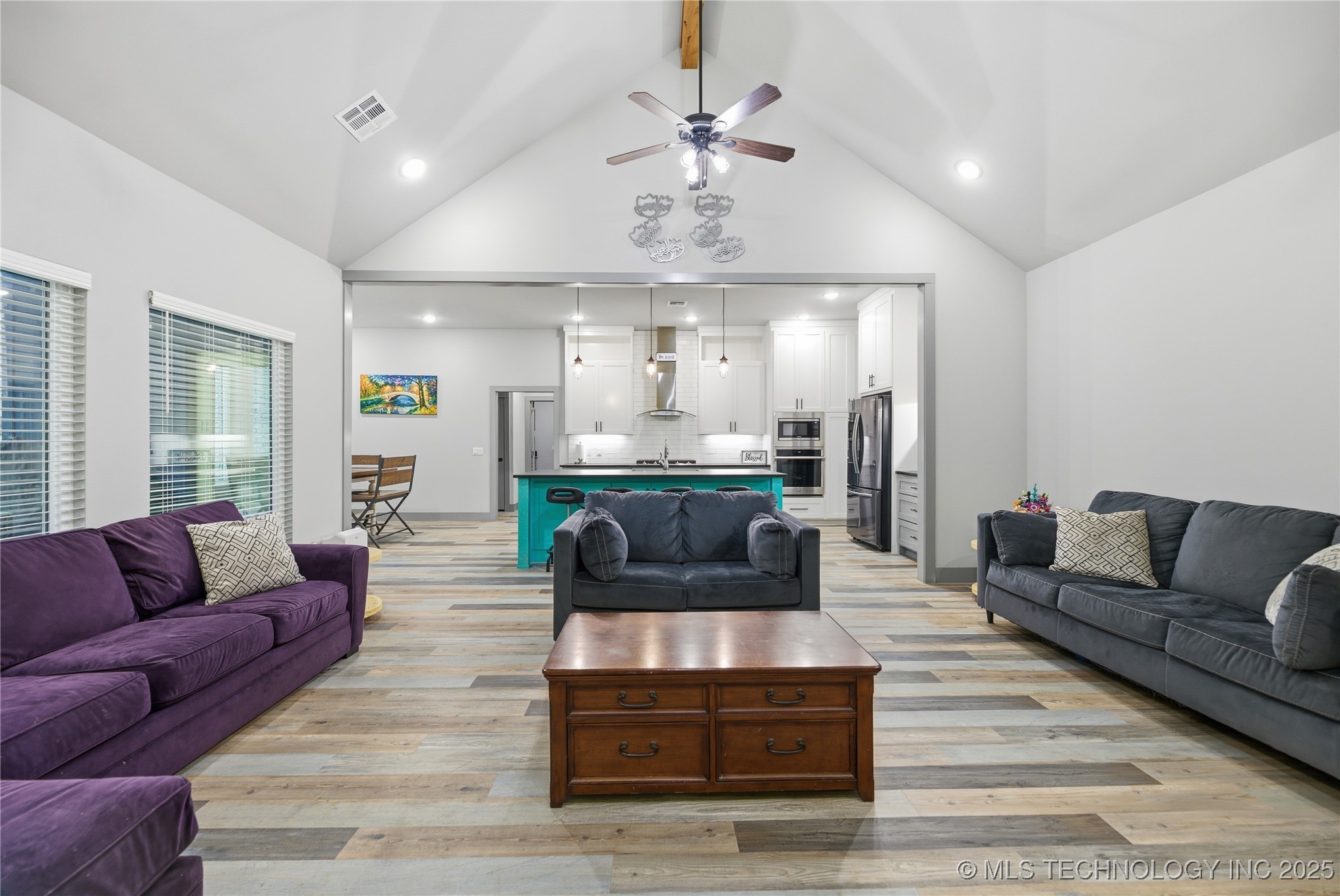 19985 S Wind Ridge Drive Property Photo 6