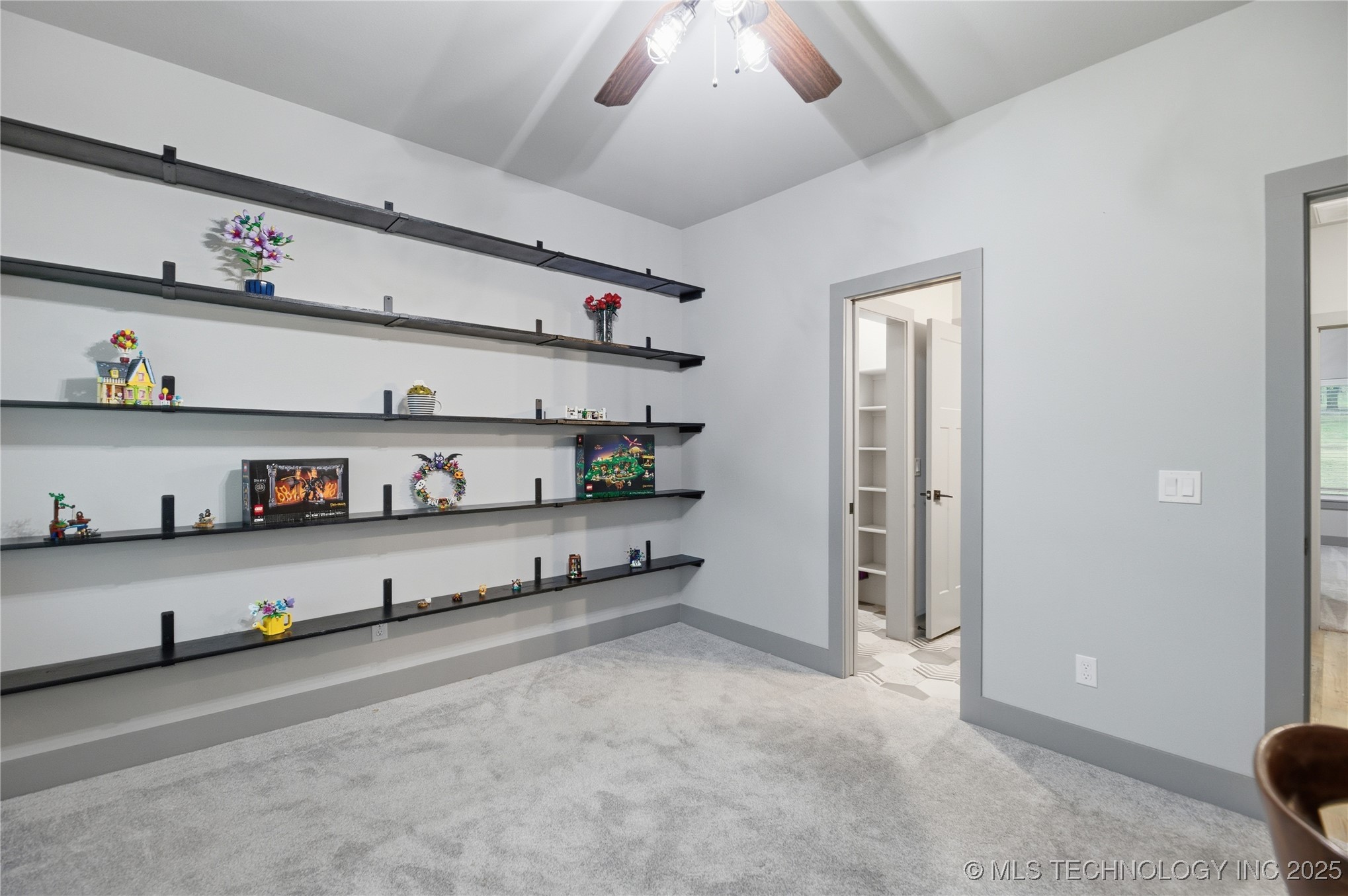 19985 S Wind Ridge Drive Property Photo 27