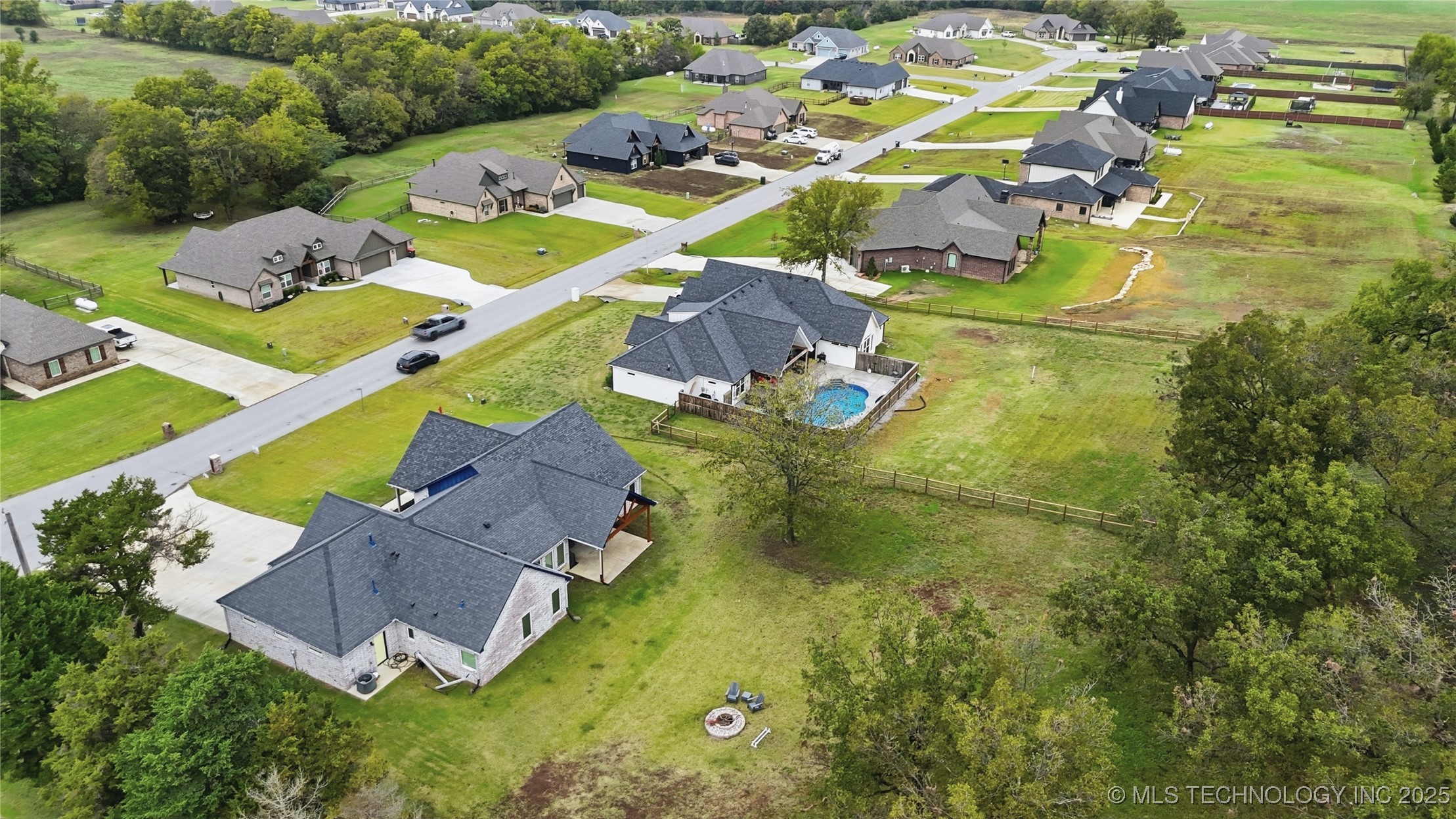 19985 S Wind Ridge Drive Property Photo 40