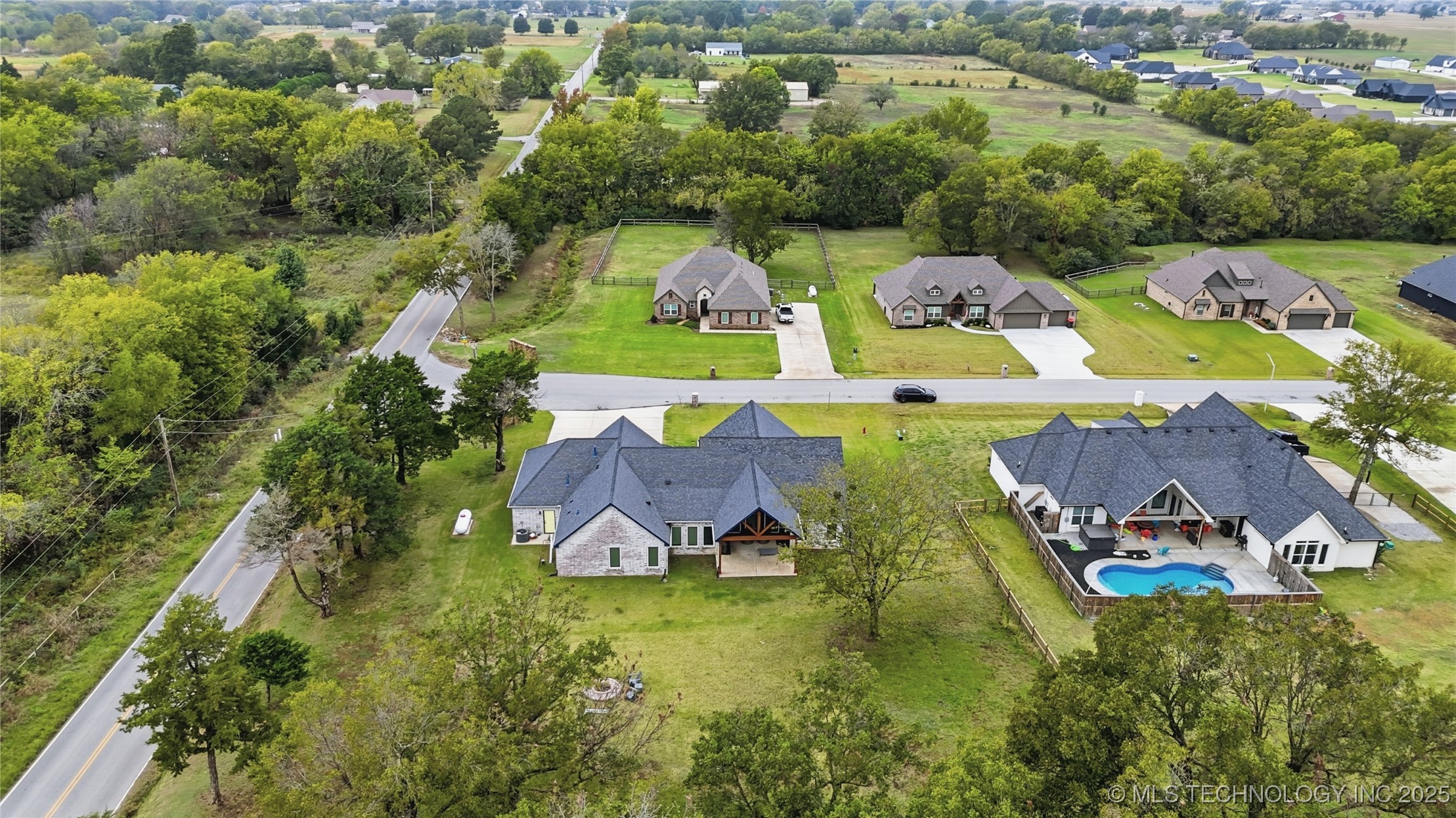 19985 S Wind Ridge Drive Property Photo 42