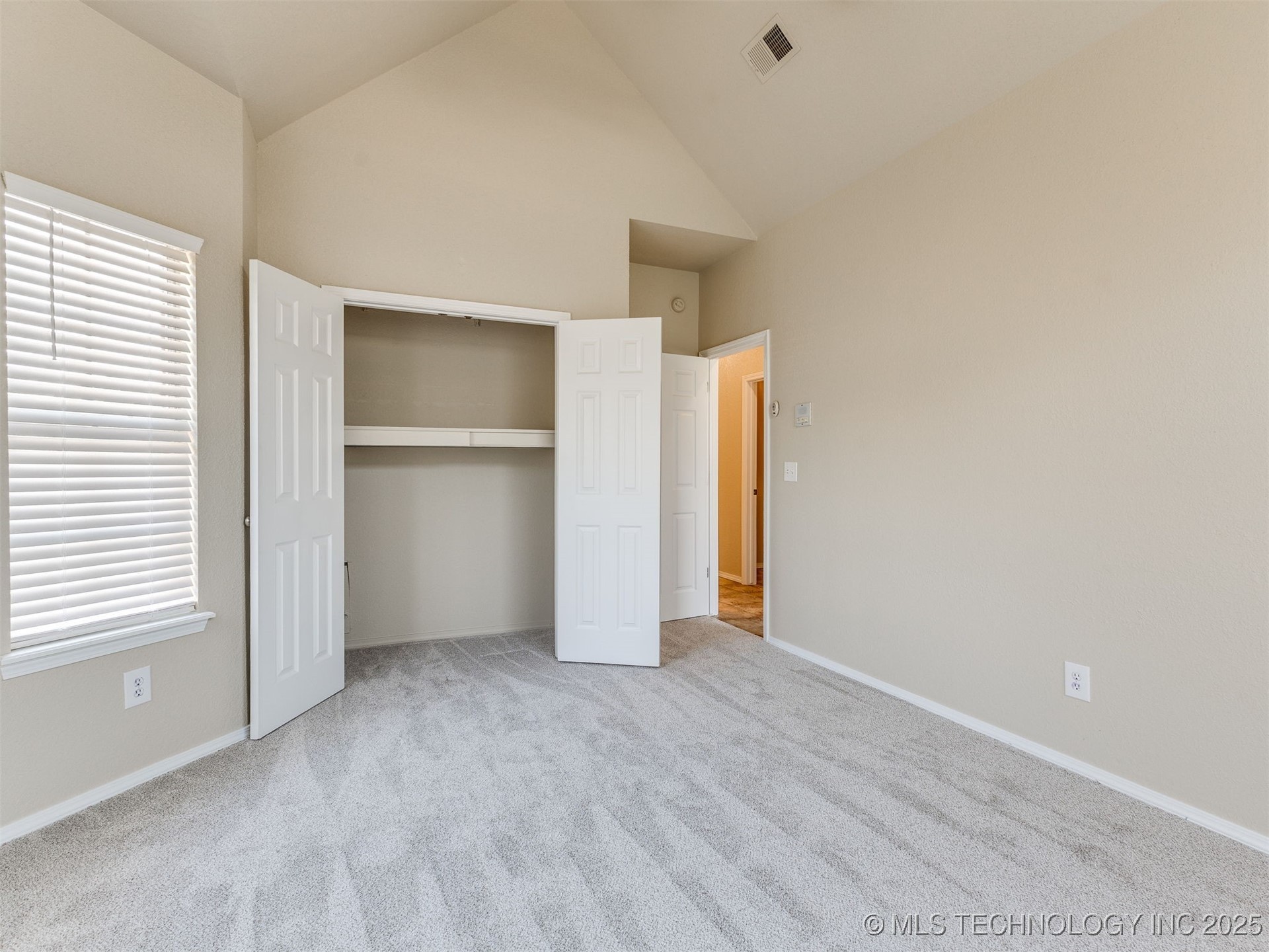 1017 W Quinton Street S Property Photo 22