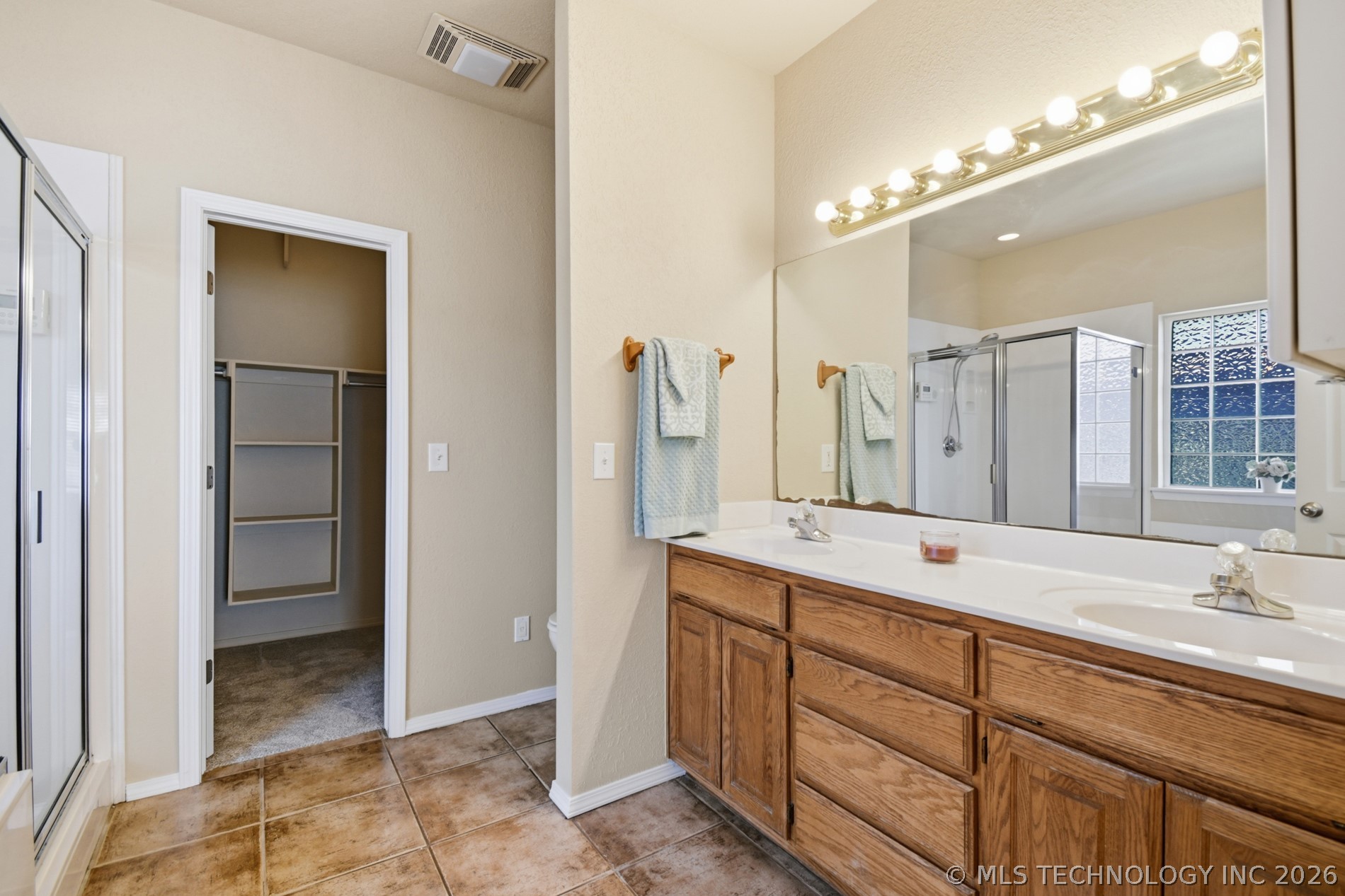 1017 W Quinton Street S Property Photo 31