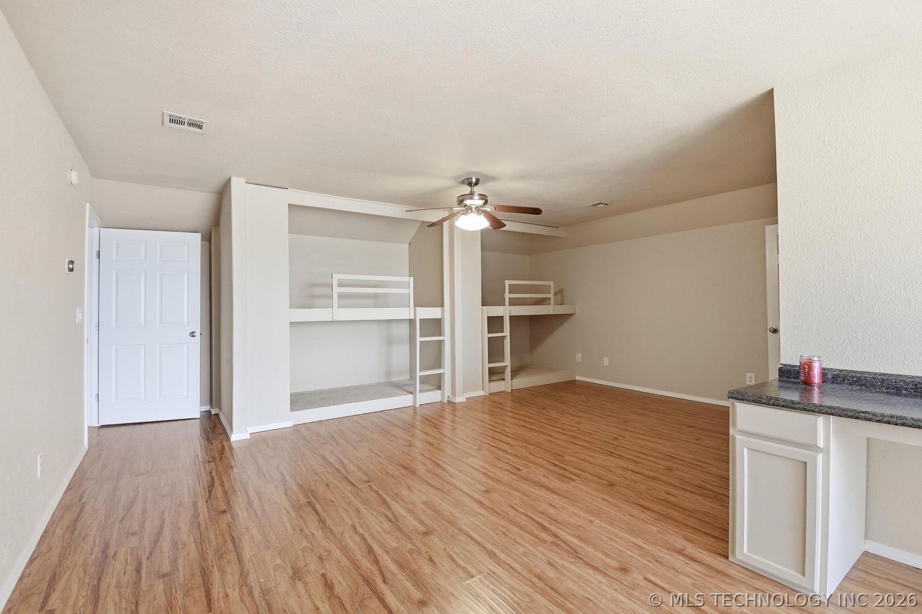 1017 W Quinton Street S Property Photo 42