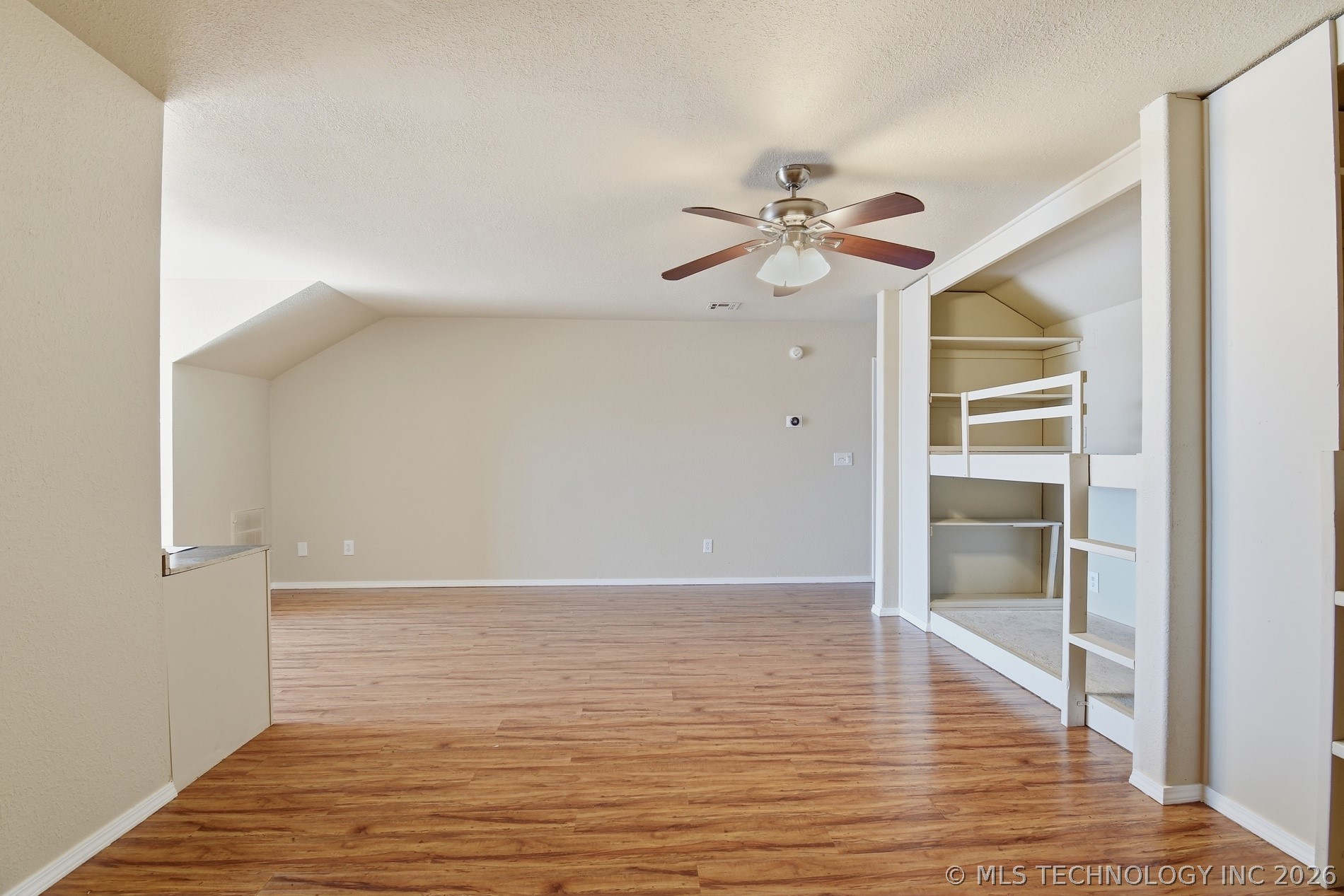 1017 W Quinton Street S Property Photo 43