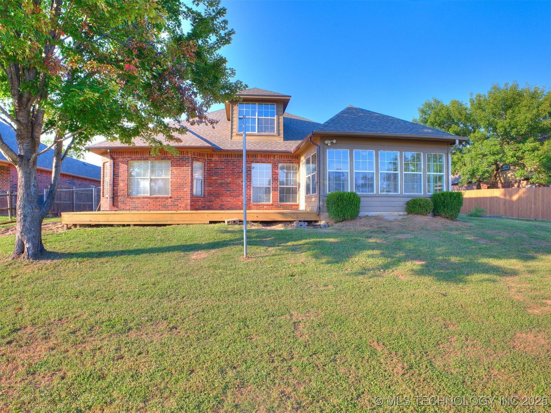 1017 W Quinton Street S Property Photo 50
