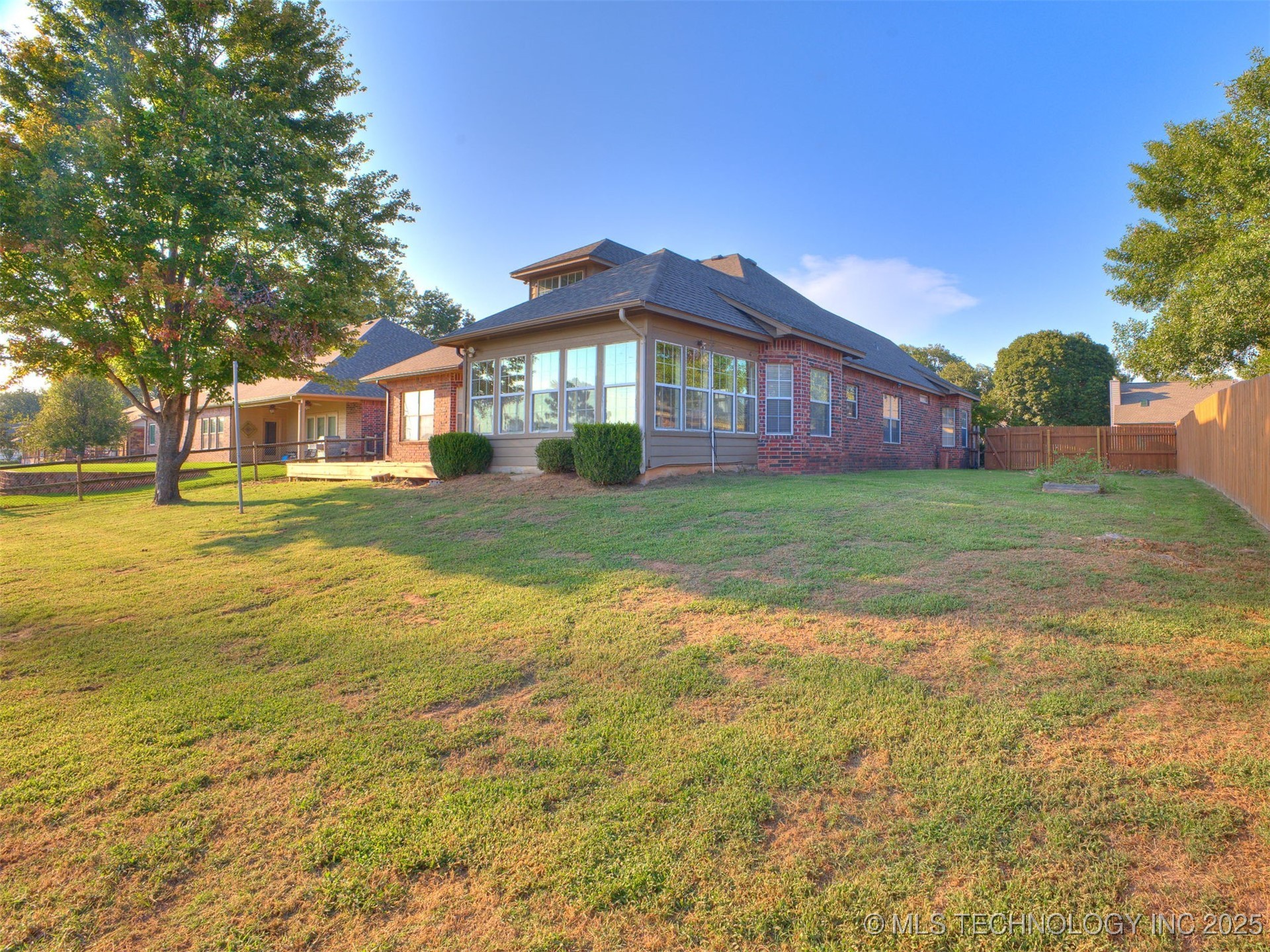 1017 W Quinton Street S Property Photo 51
