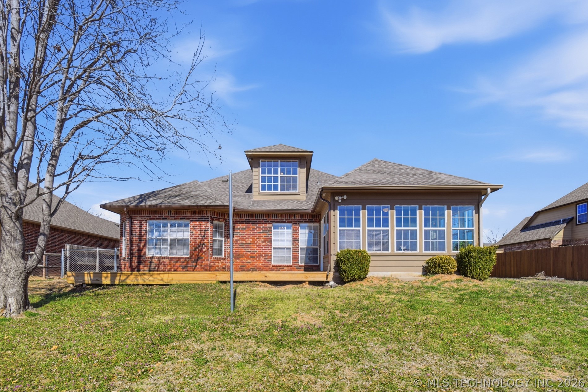 1017 W Quinton Street S Property Photo 53