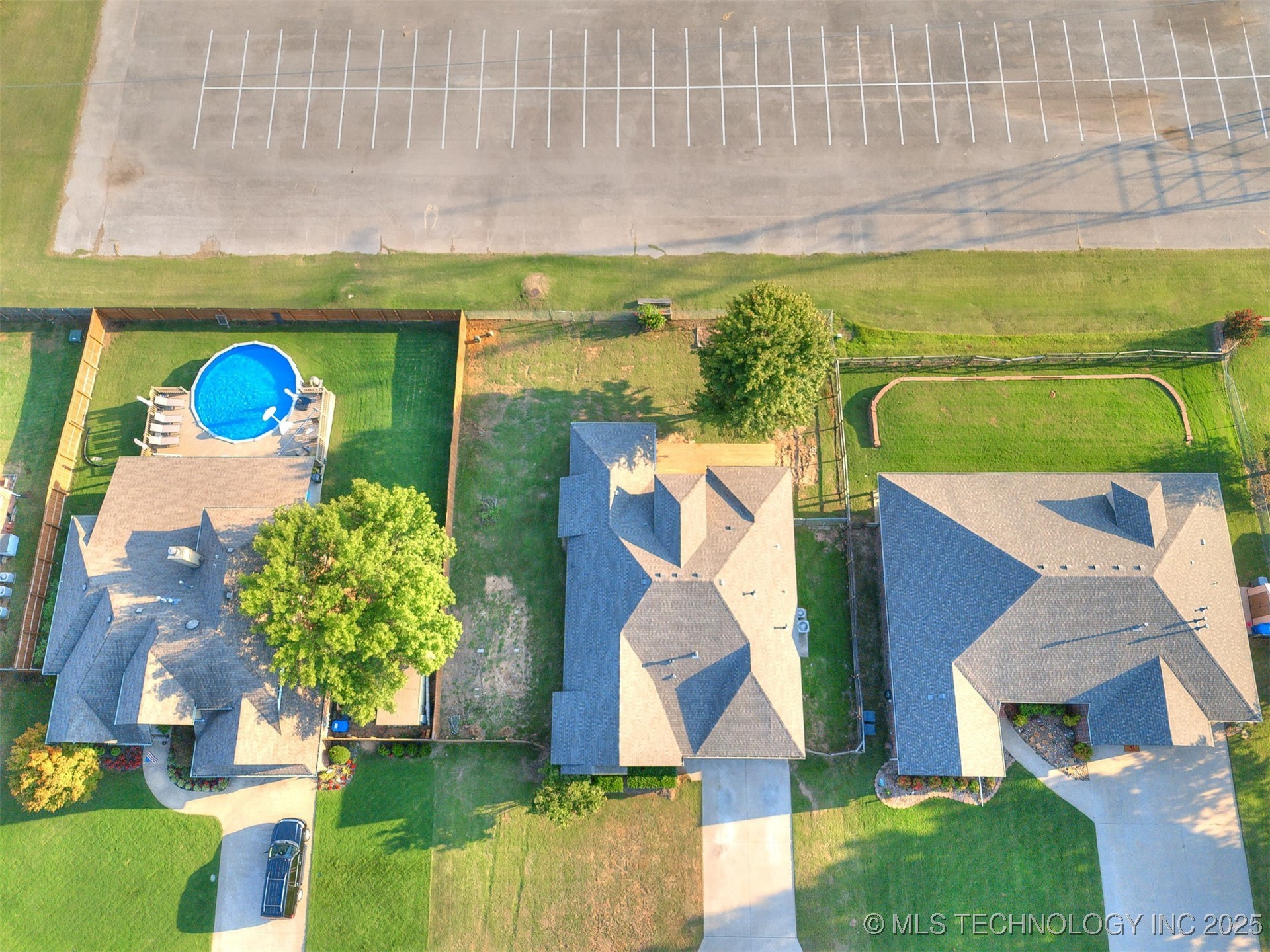 1017 W Quinton Street S Property Photo 56