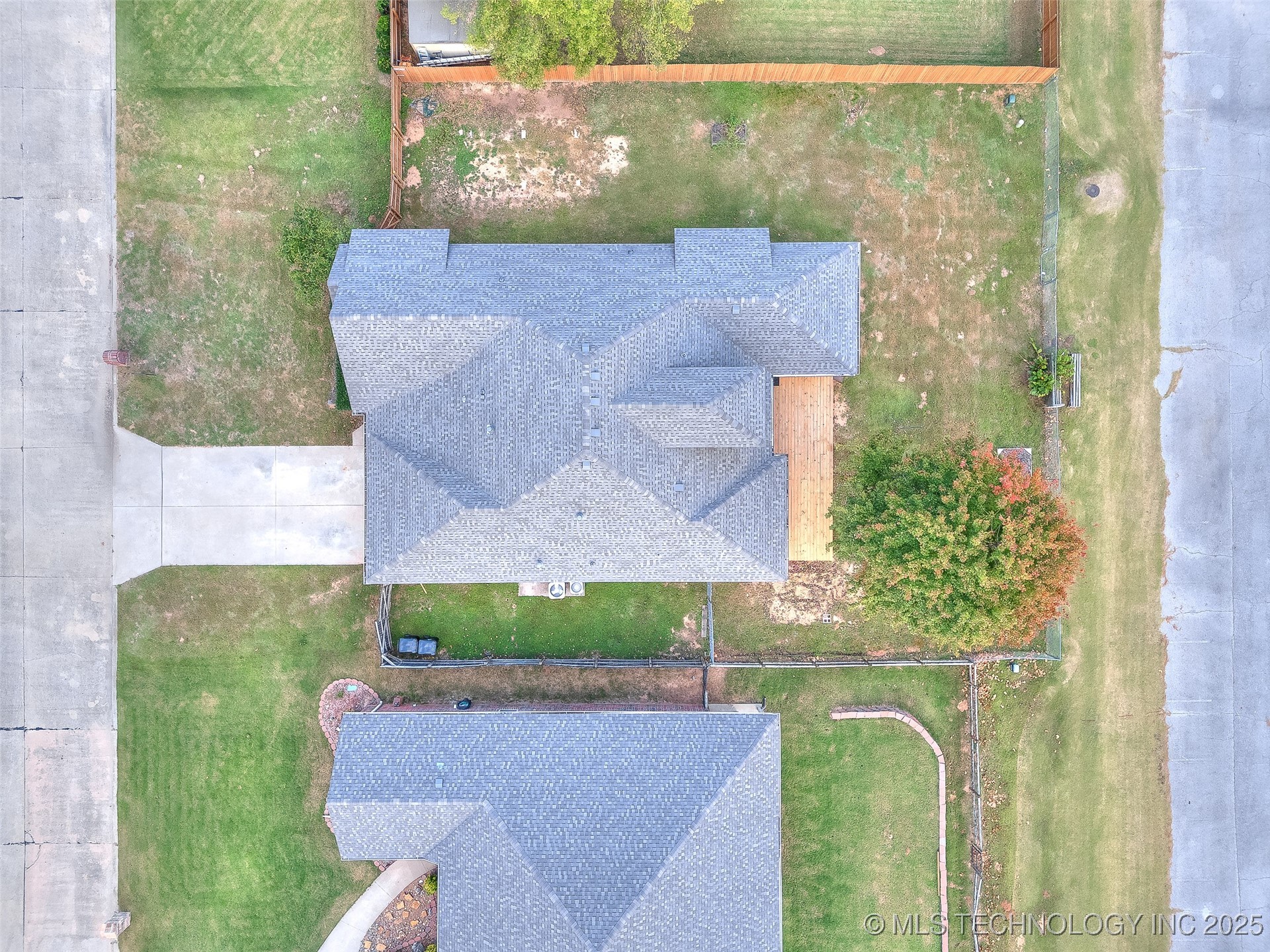 1017 W Quinton Street S Property Photo 57