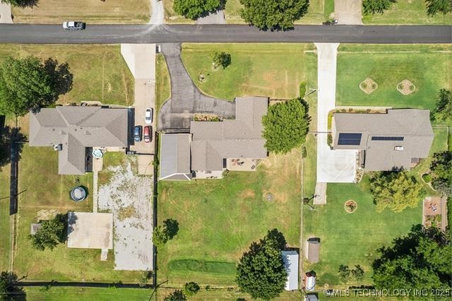 8244 E 37th Street Property Photo 18