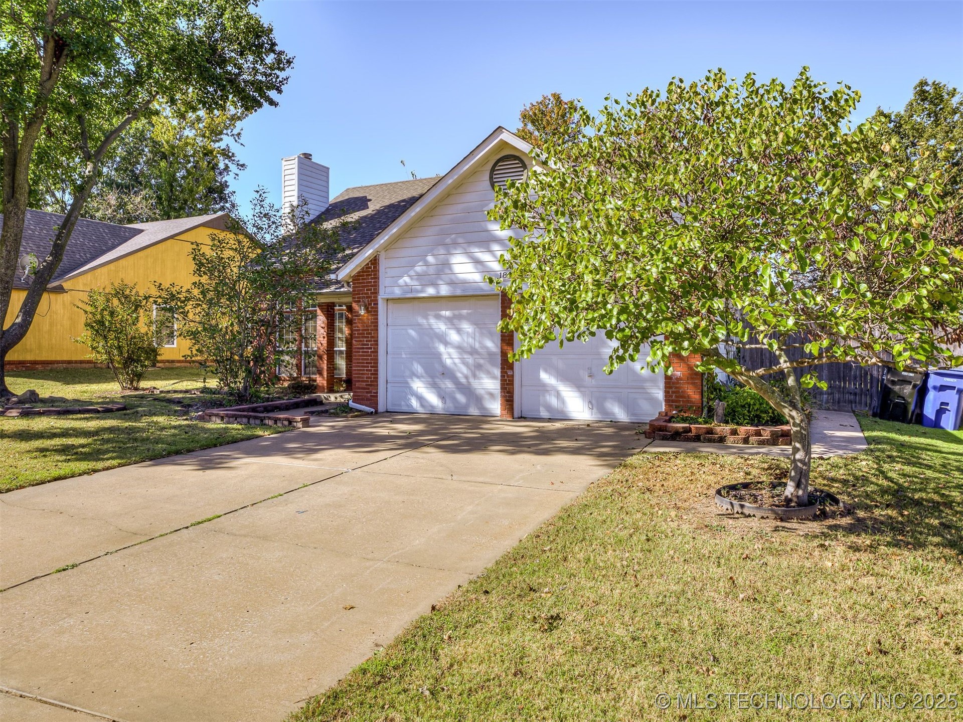 1812 S Gardenia Avenue Property Photo 5