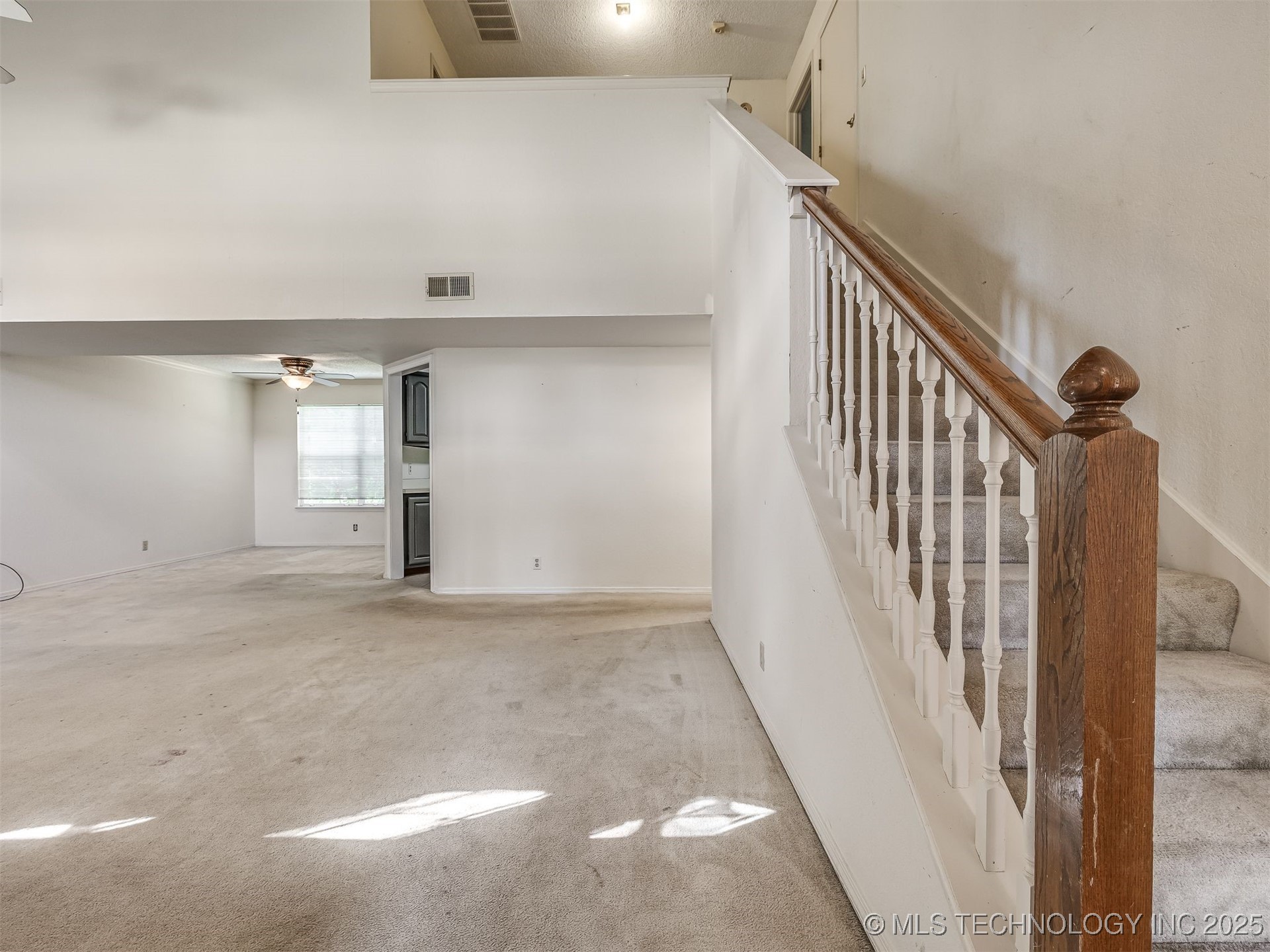 1812 S Gardenia Avenue Property Photo 10