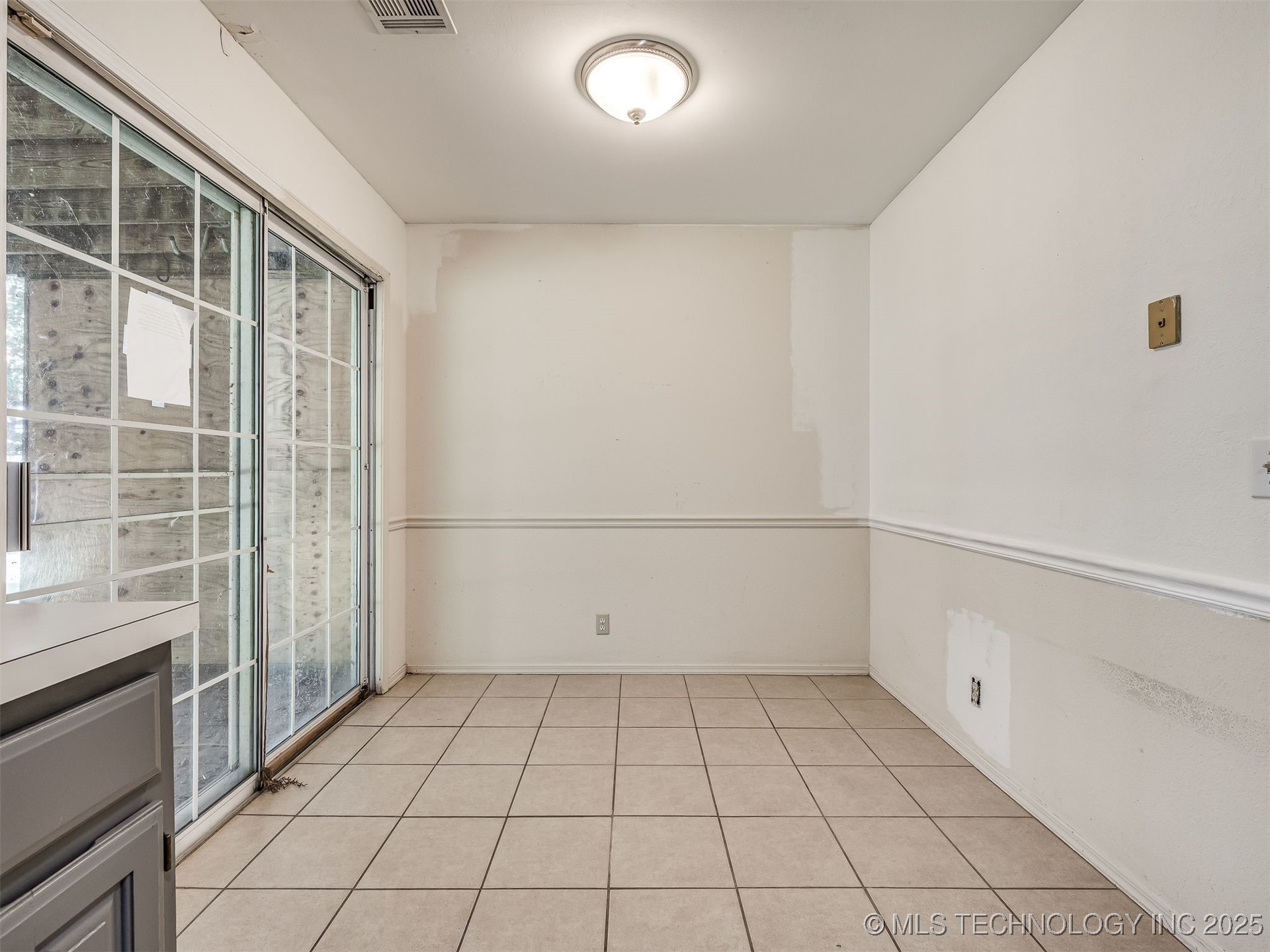 1812 S Gardenia Avenue Property Photo 23