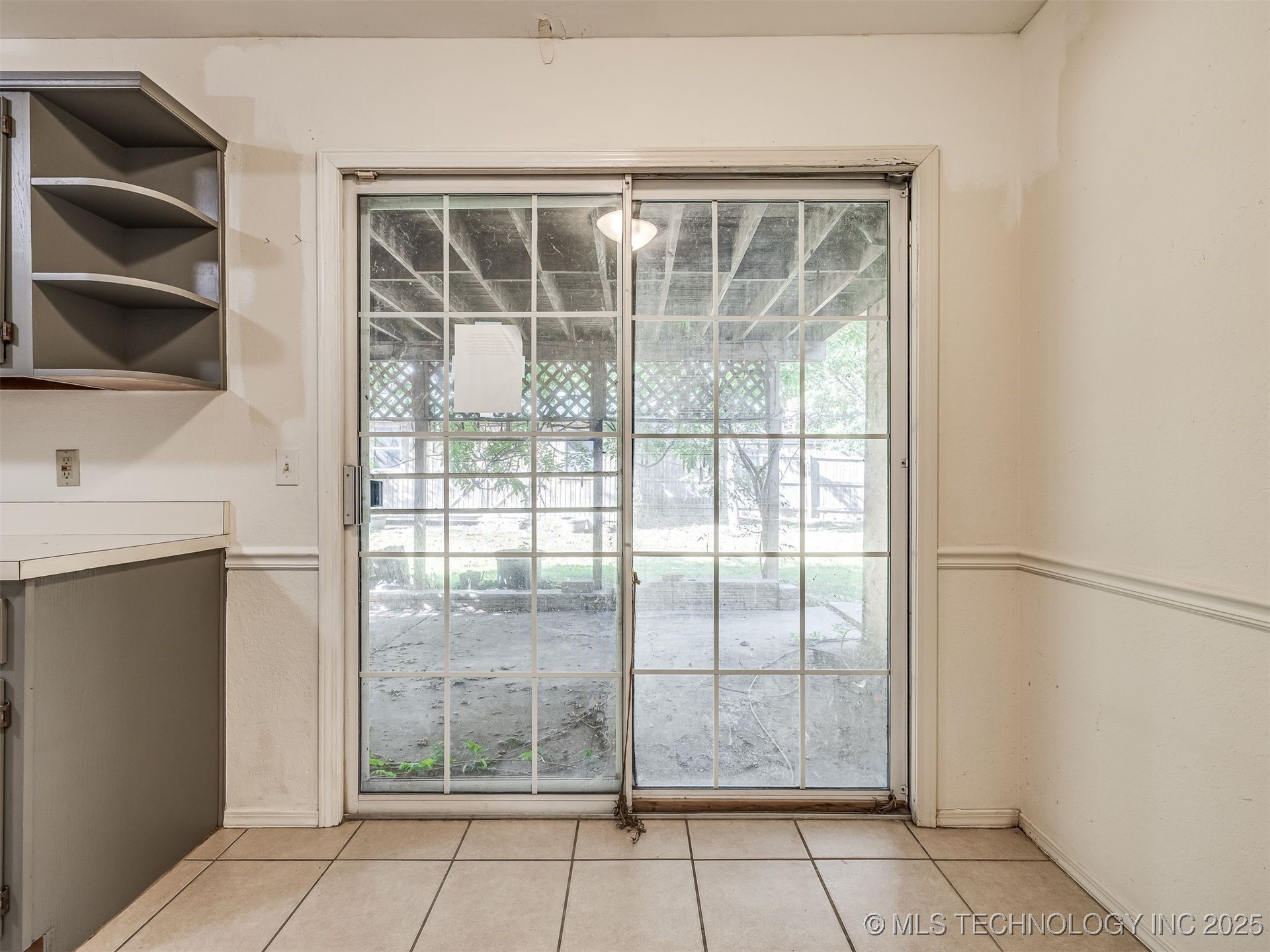 1812 S Gardenia Avenue Property Photo 25