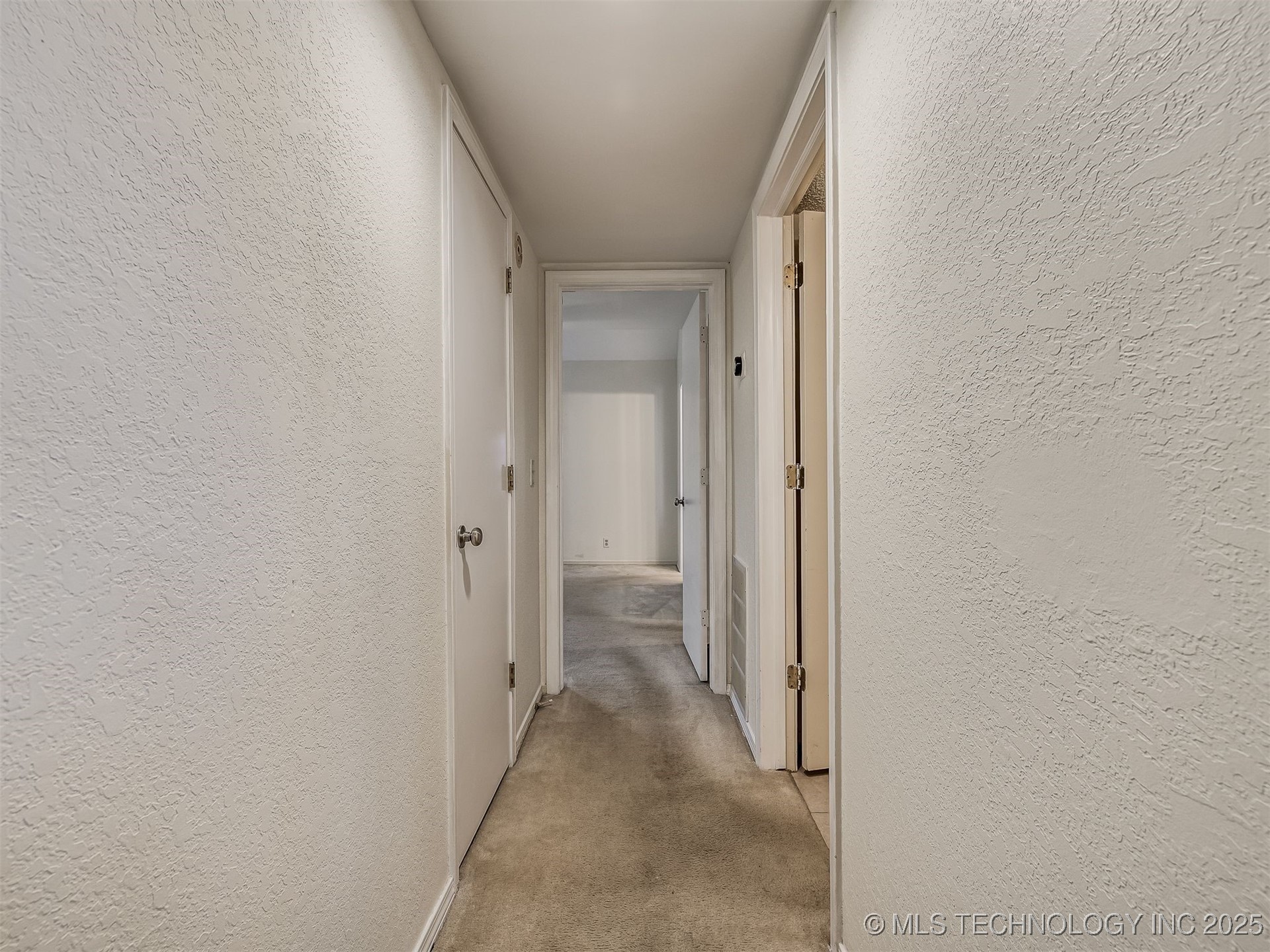 1812 S Gardenia Avenue Property Photo 27