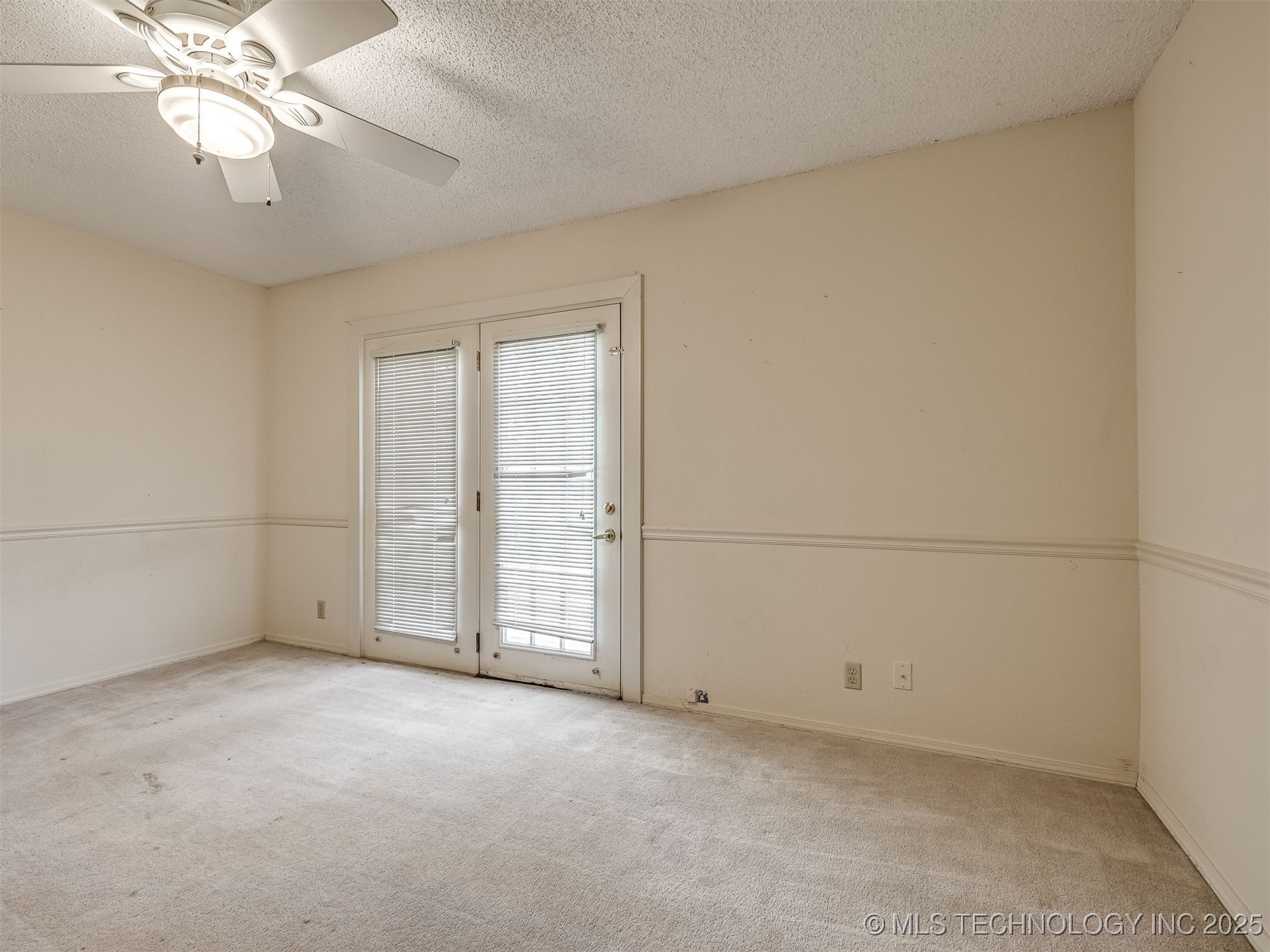 1812 S Gardenia Avenue Property Photo 48