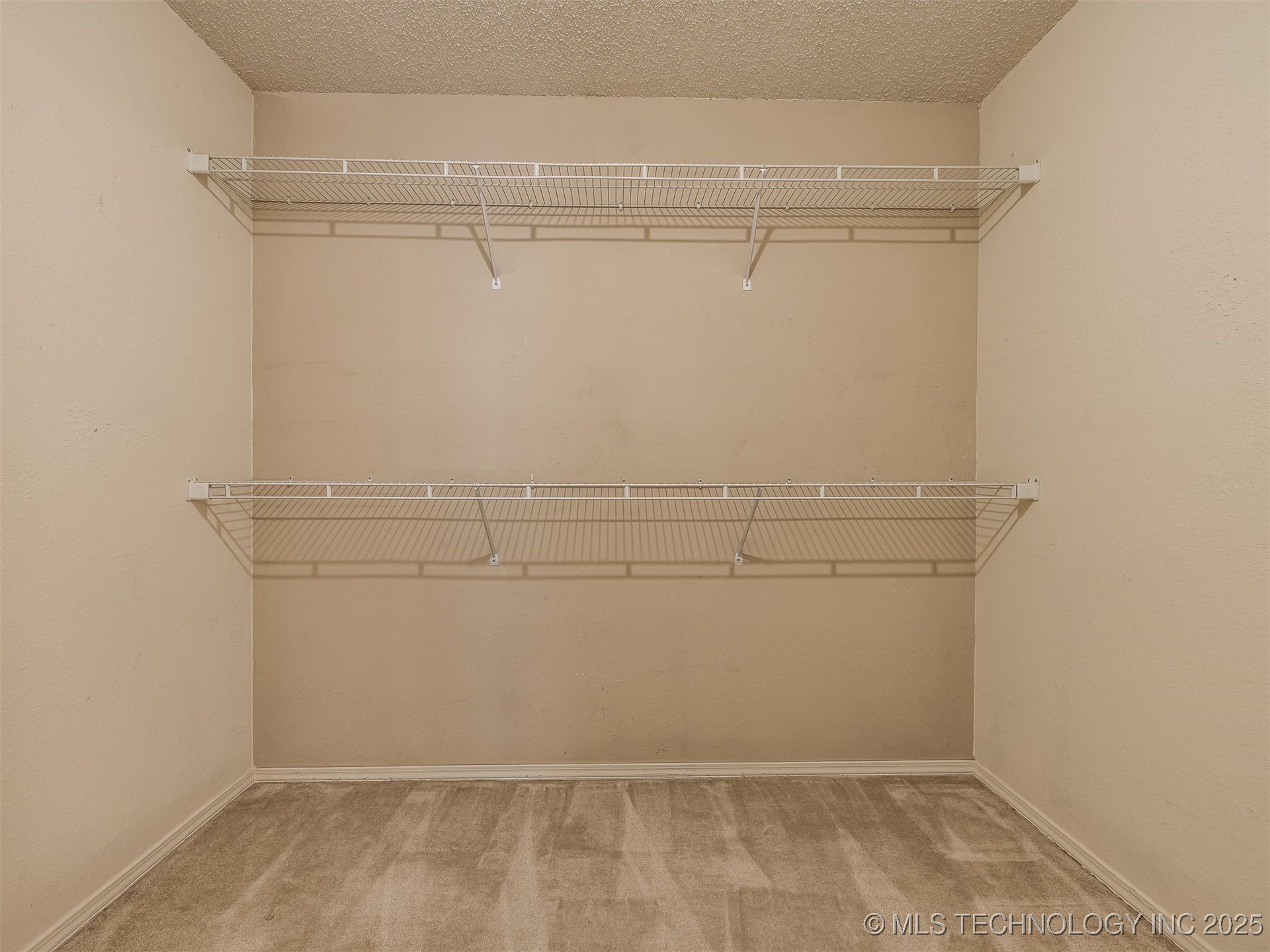 1812 S Gardenia Avenue Property Photo 49