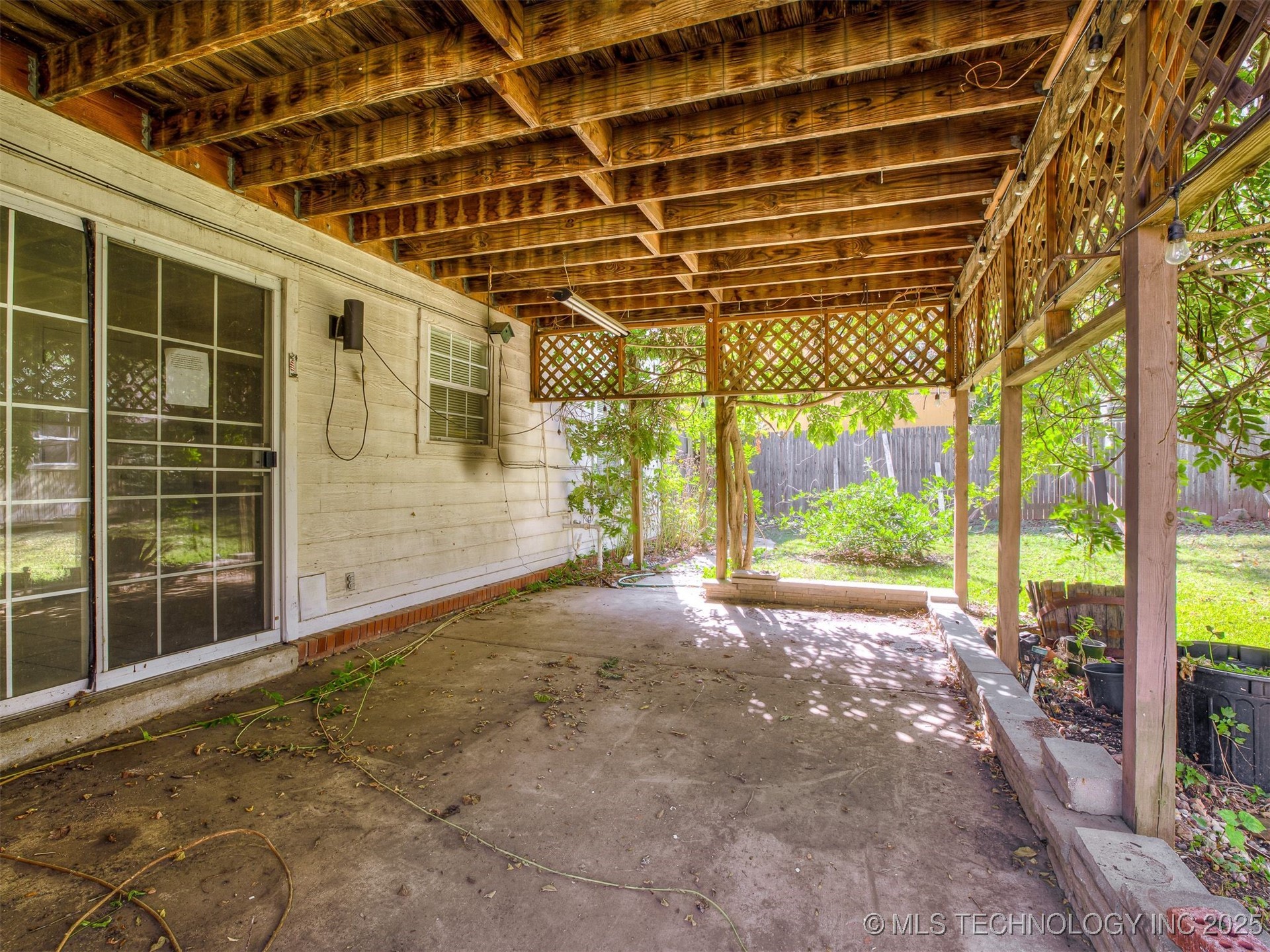 1812 S Gardenia Avenue Property Photo 58