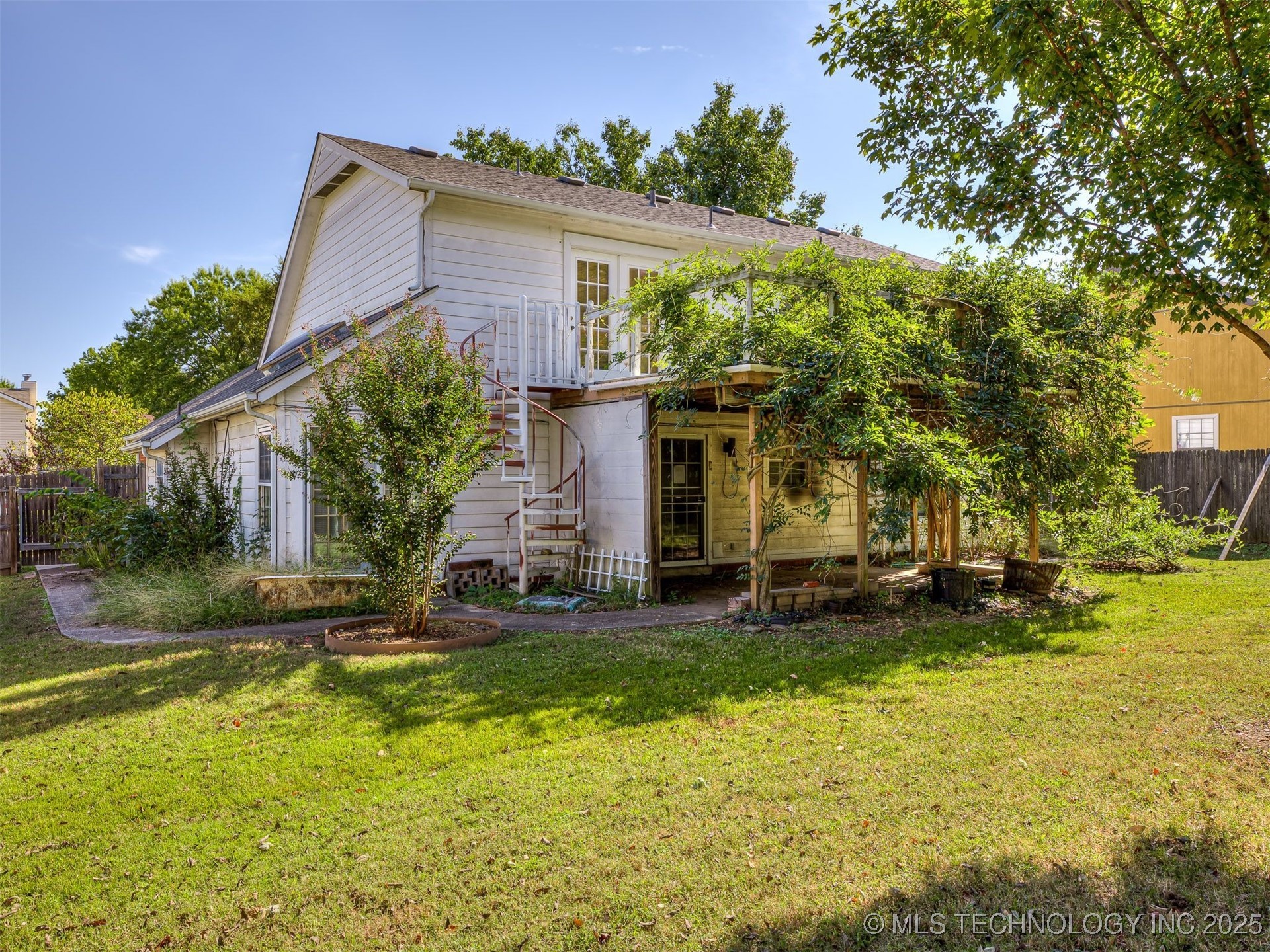 1812 S Gardenia Avenue Property Photo 61