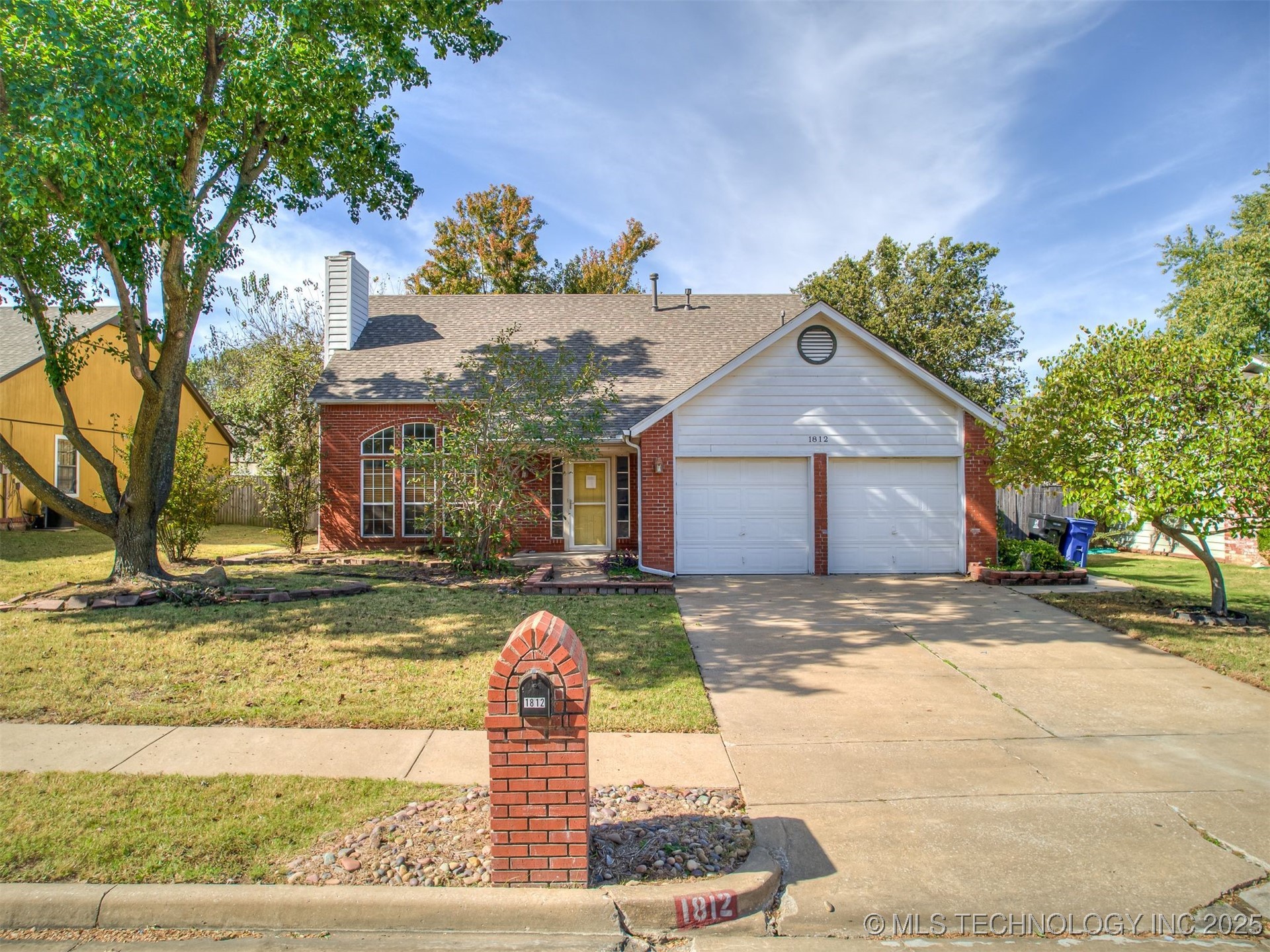 1812 S Gardenia Avenue Property Photo 67