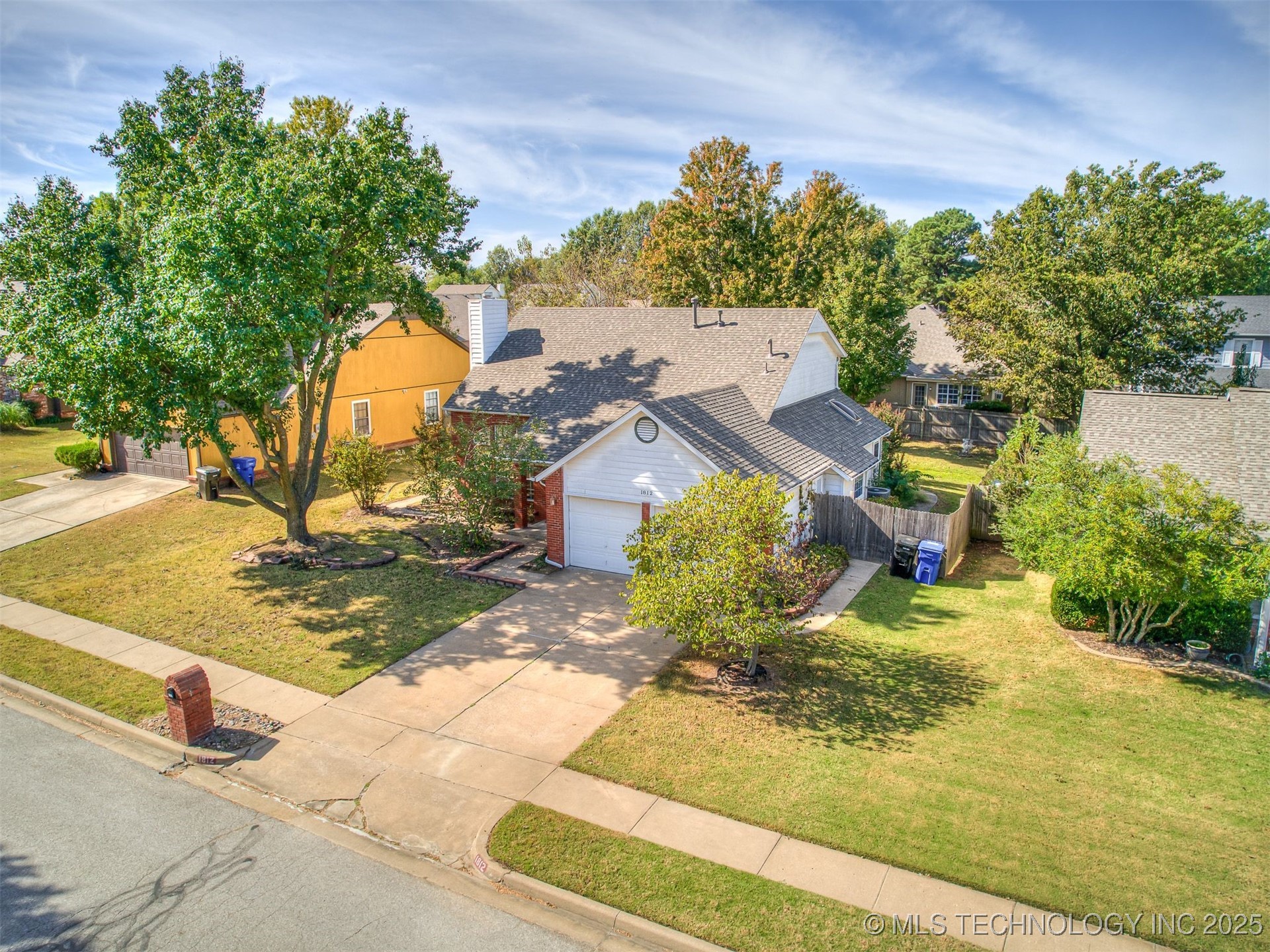 1812 S Gardenia Avenue Property Photo 70