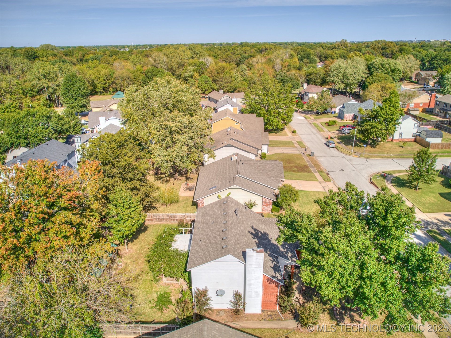 1812 S Gardenia Avenue Property Photo 75