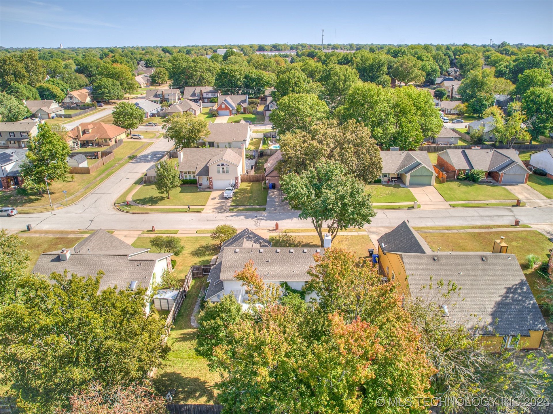 1812 S Gardenia Avenue Property Photo 76