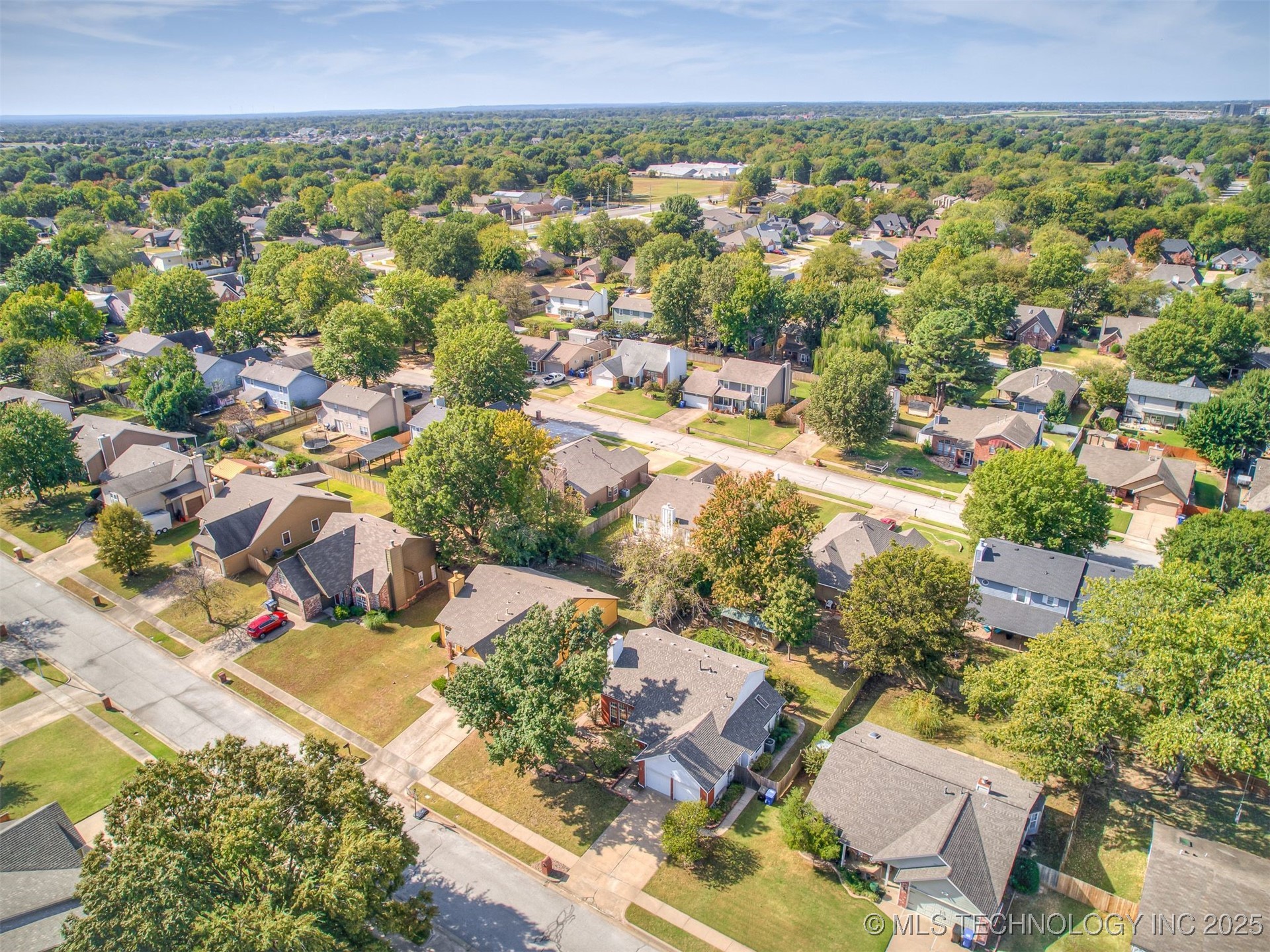 1812 S Gardenia Avenue Property Photo 78