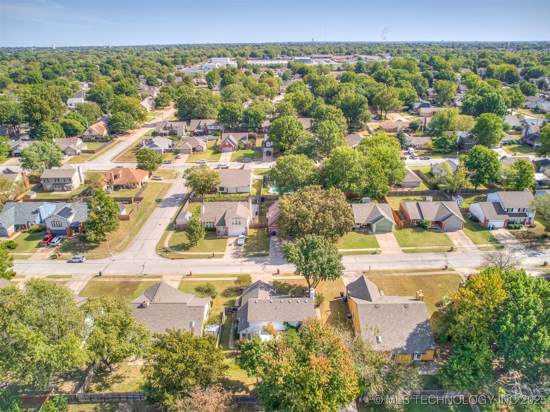 1812 S Gardenia Avenue Property Photo 82