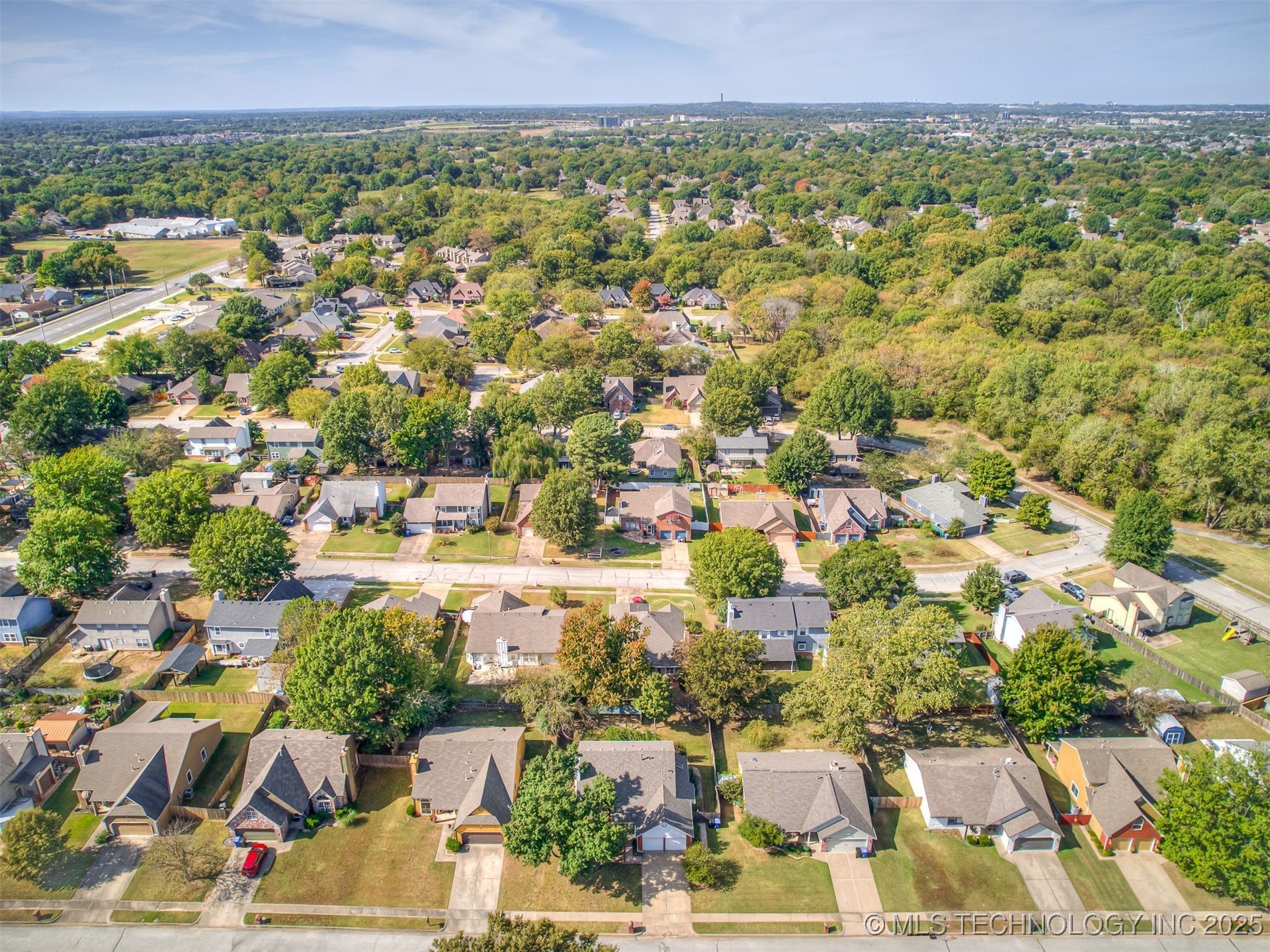 1812 S Gardenia Avenue Property Photo 84