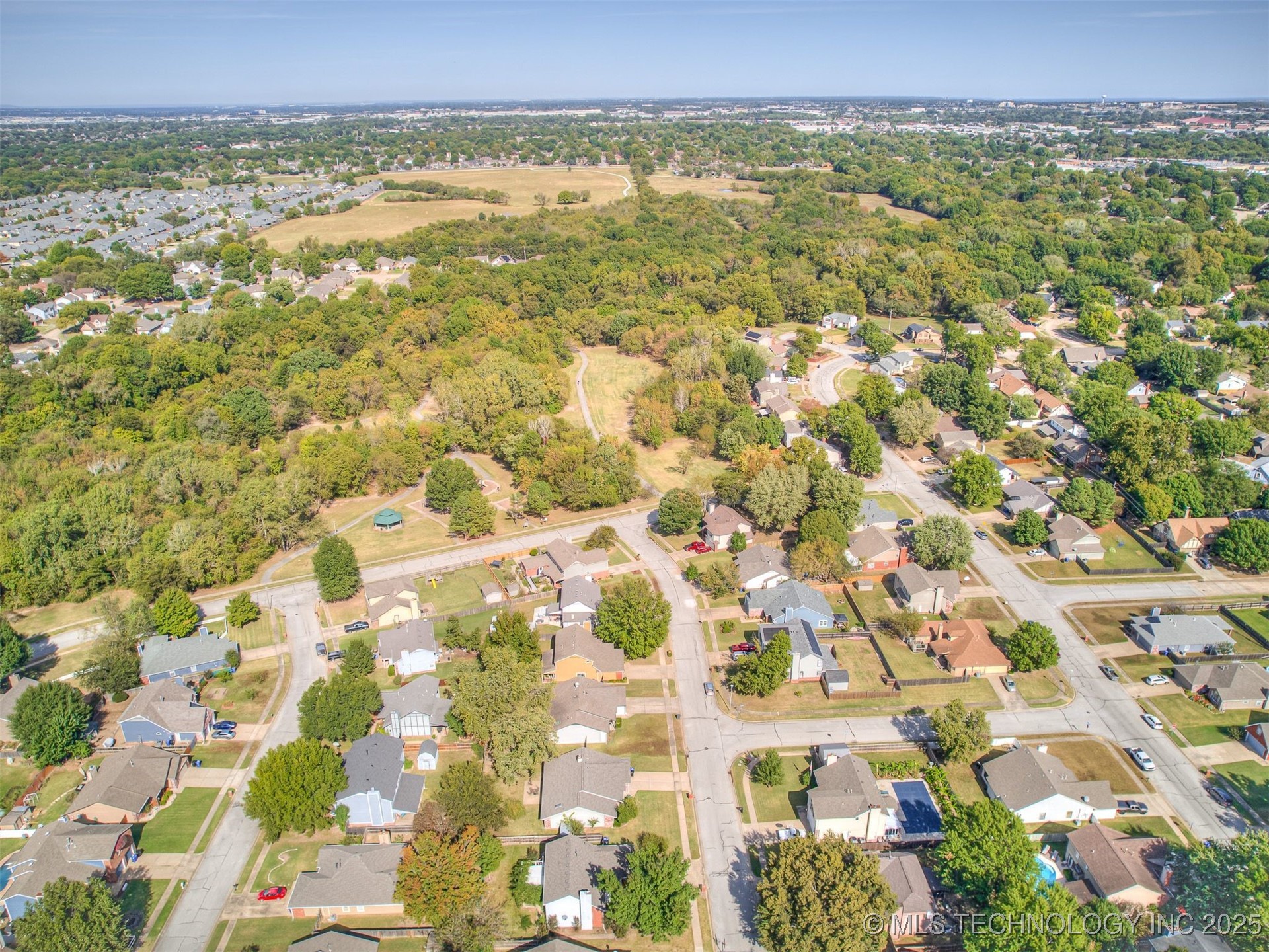 1812 S Gardenia Avenue Property Photo 89