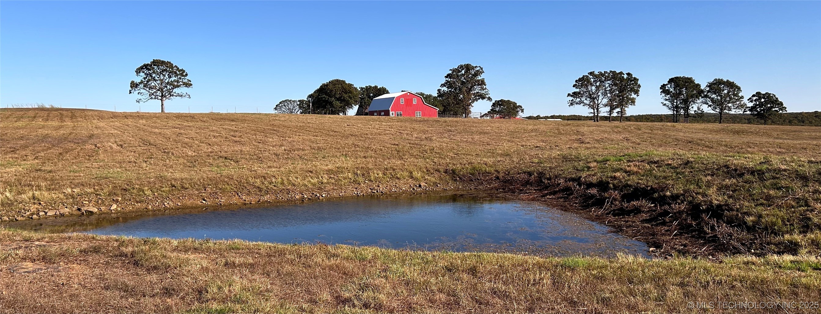219 County Road 2280 Property Photo 8