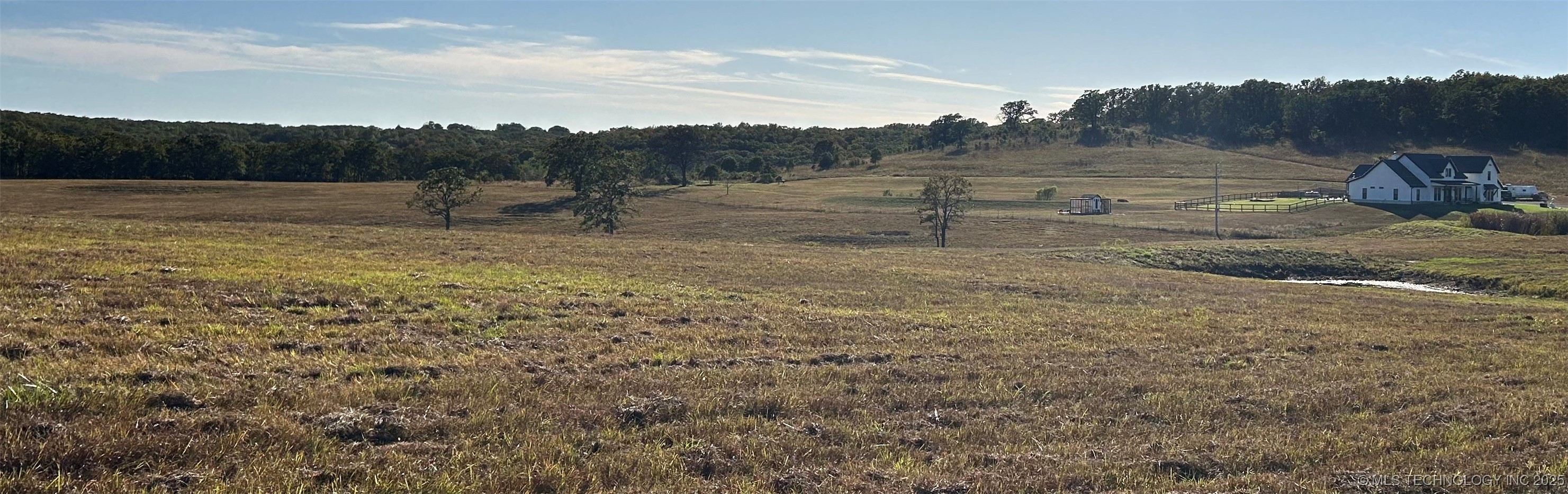 219 County Road 2280 Property Photo 12