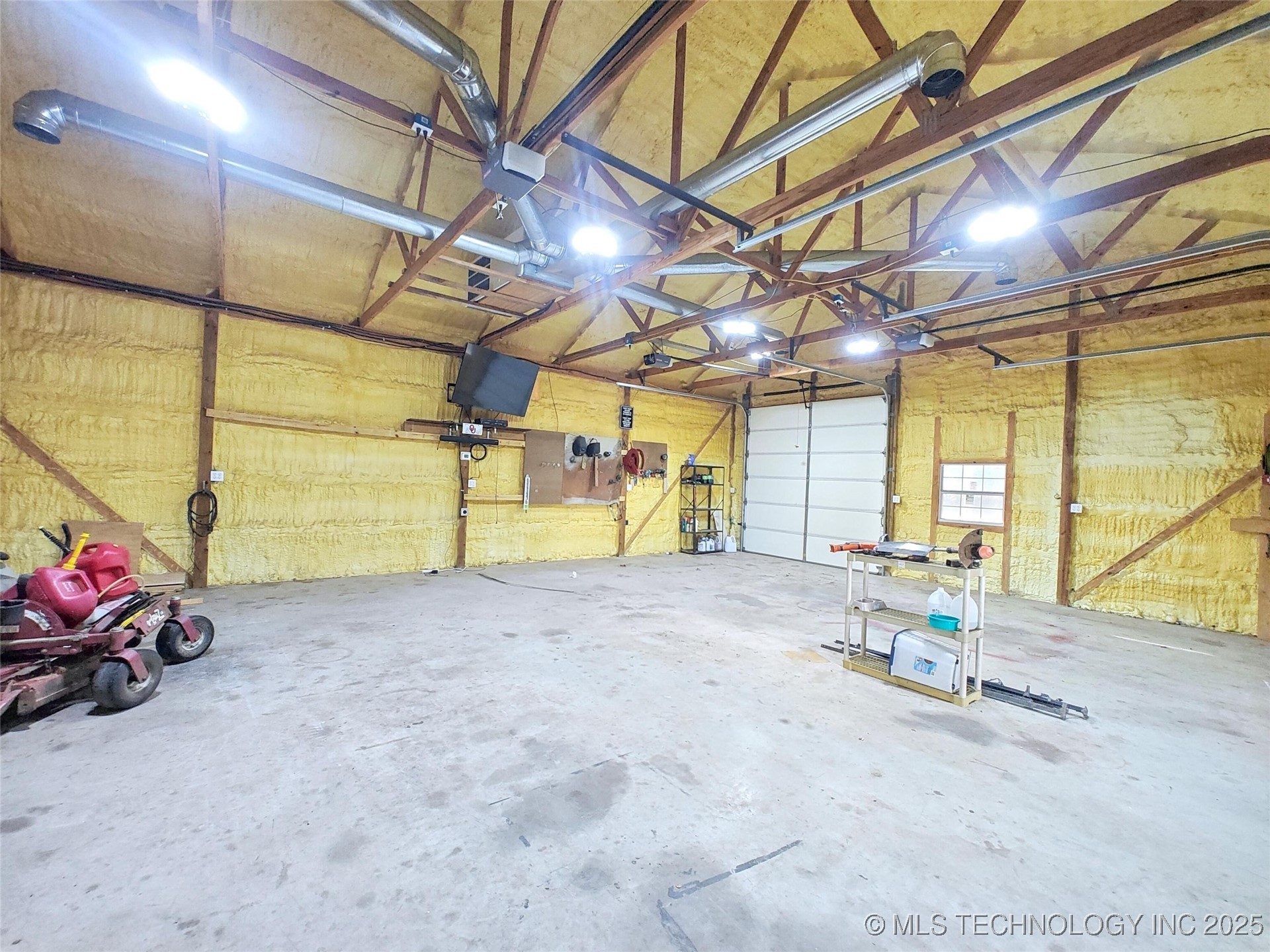 17648 W Grandview Road Property Photo 34