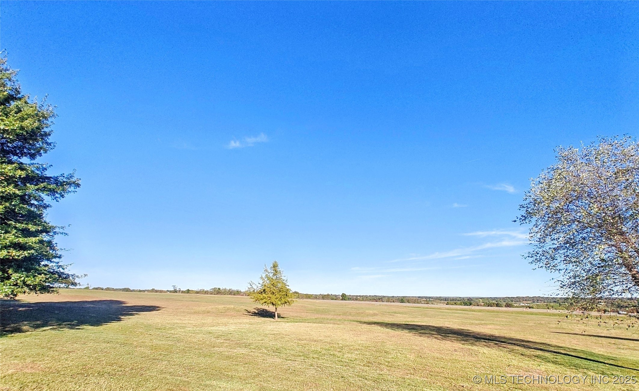 17648 W Grandview Road Property Photo 39