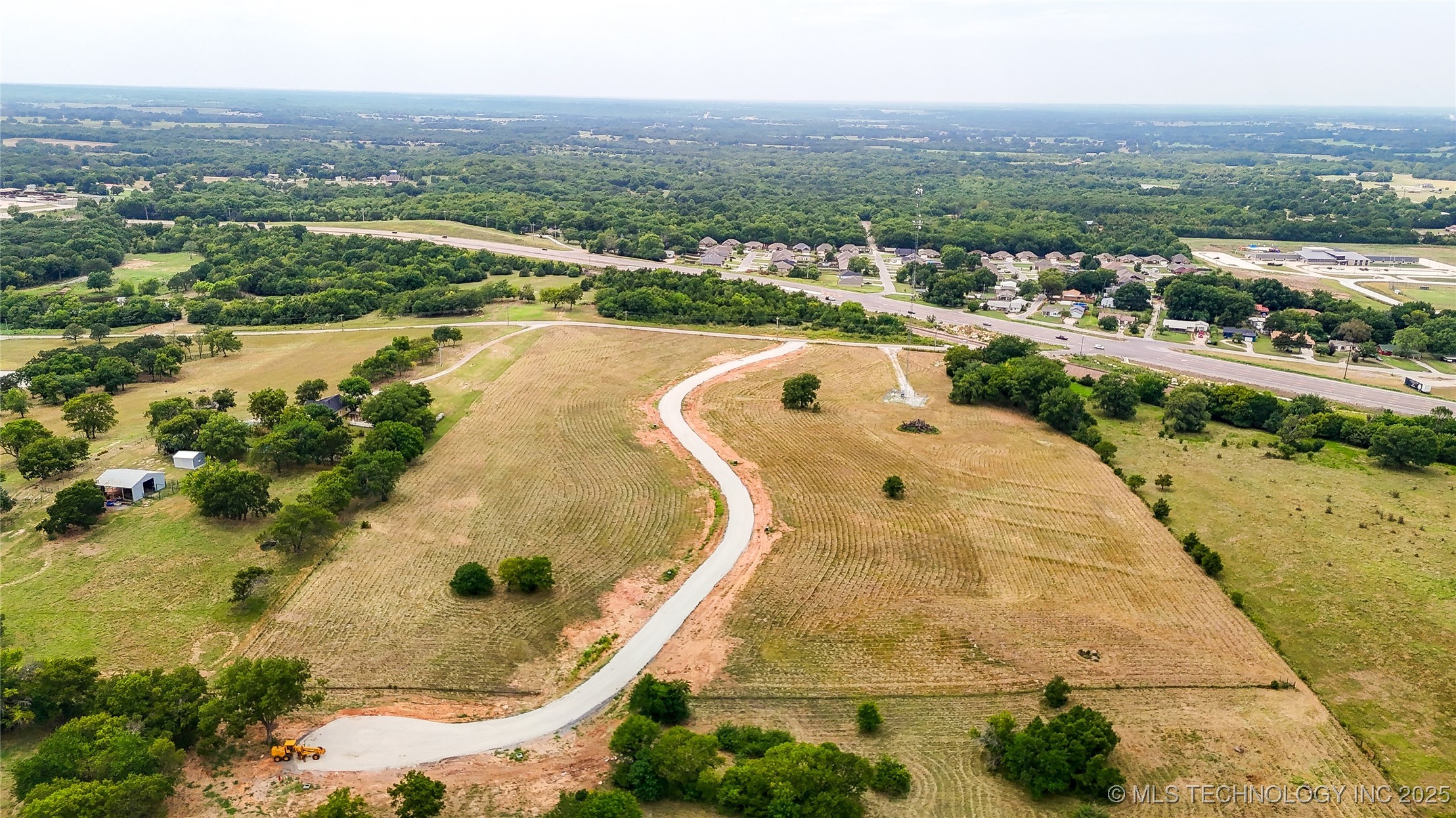 14059 County Road 1567 Property Photo 10