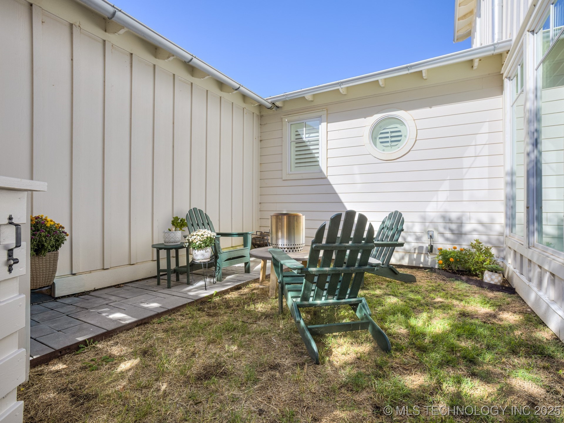 29 Boardwalk Avenue C Property Photo 2