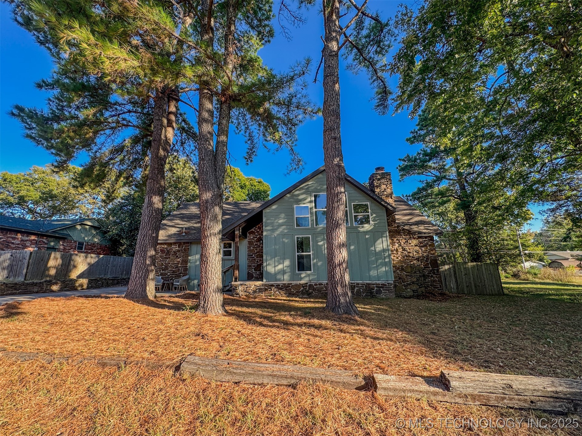 305 Wheeler Street Property Photo 3