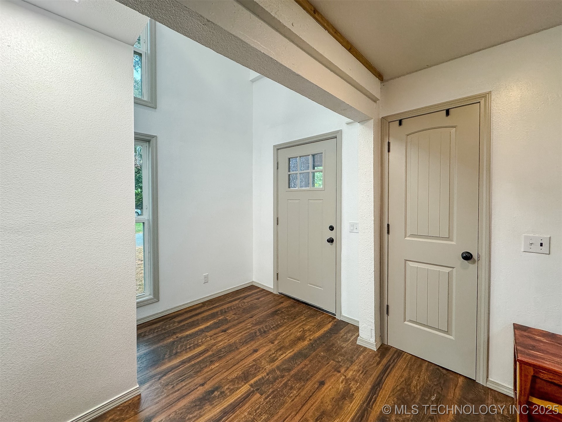 305 Wheeler Street Property Photo 8