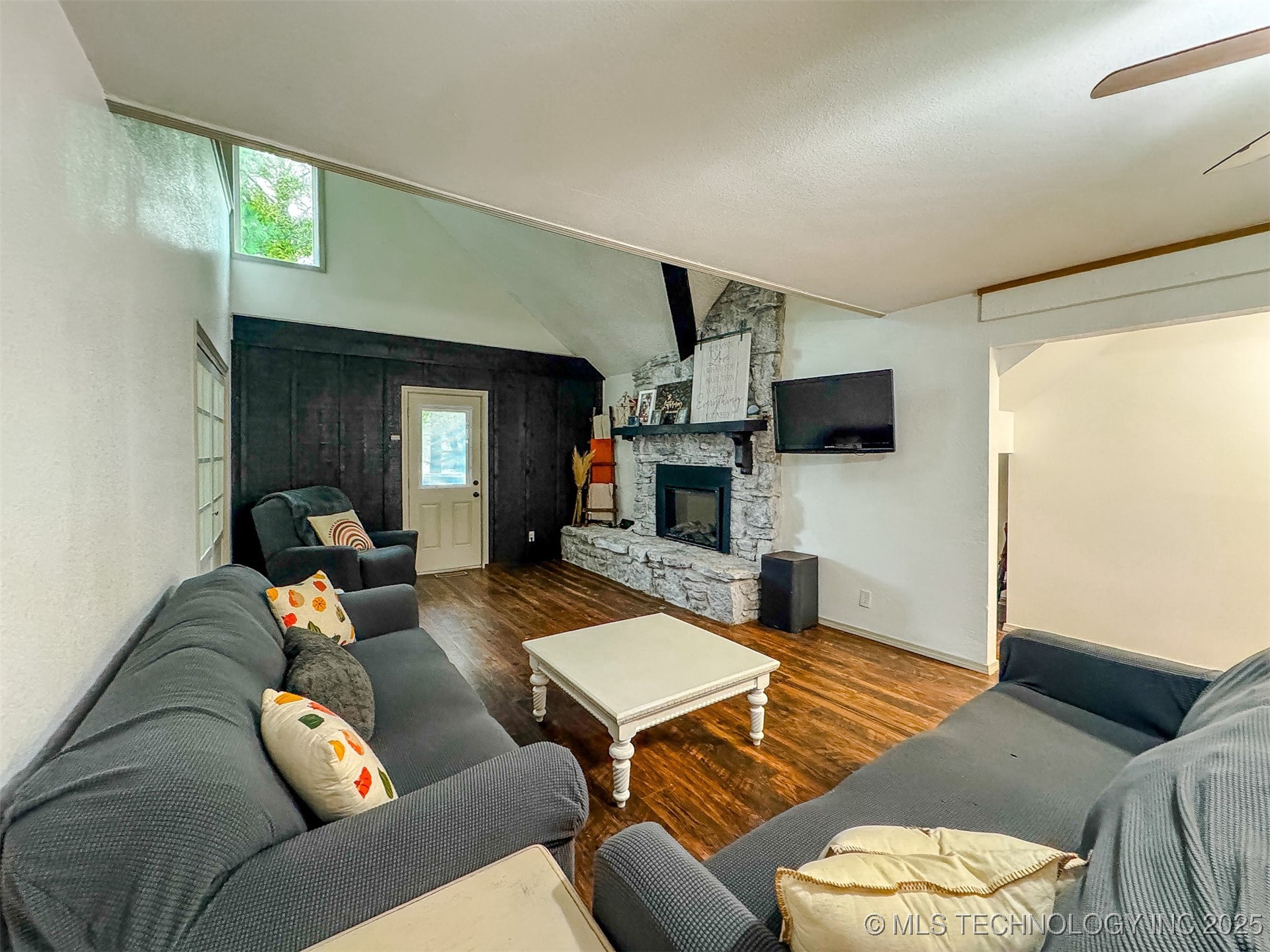 305 Wheeler Street Property Photo 12