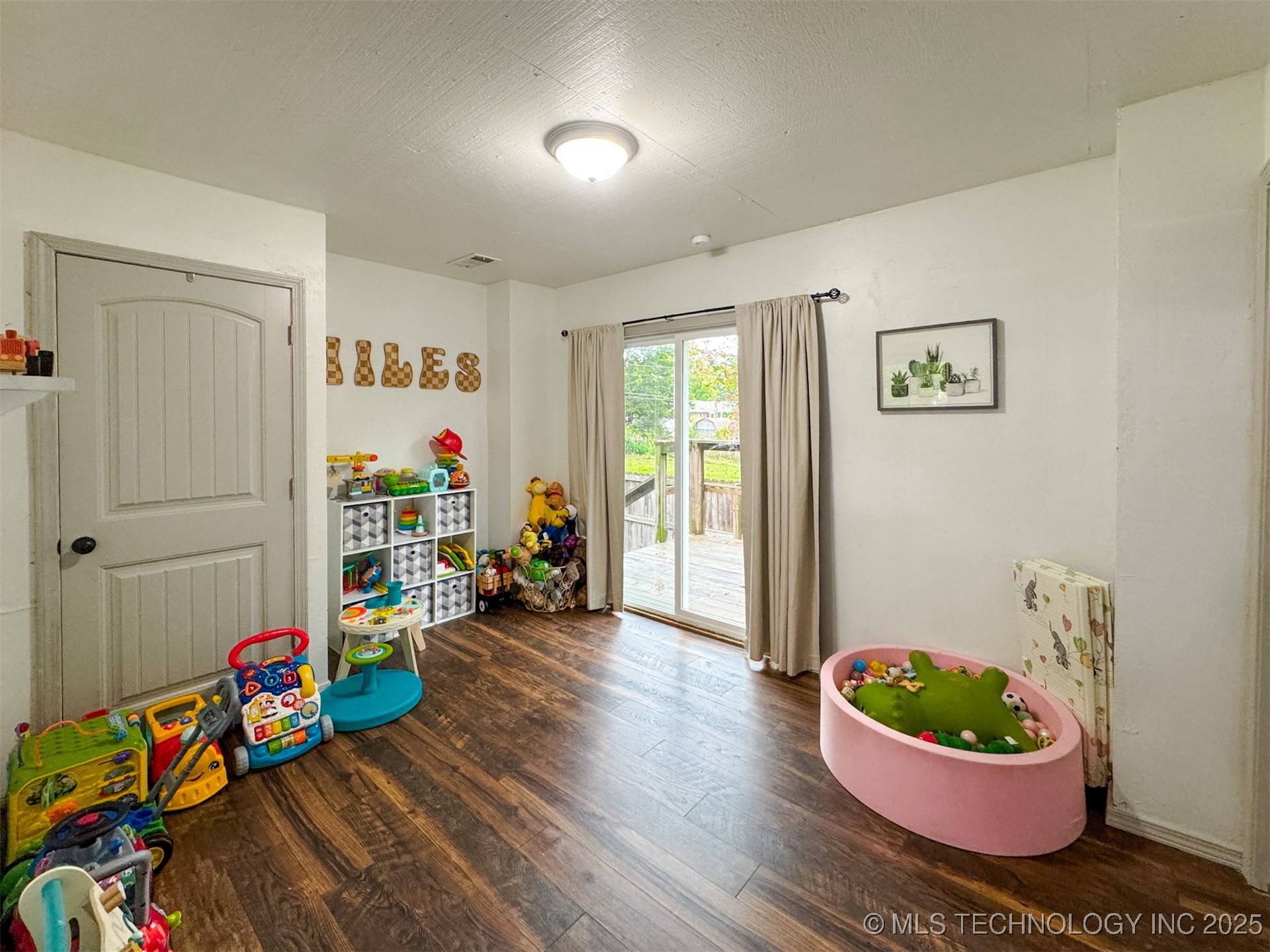 305 Wheeler Street Property Photo 45