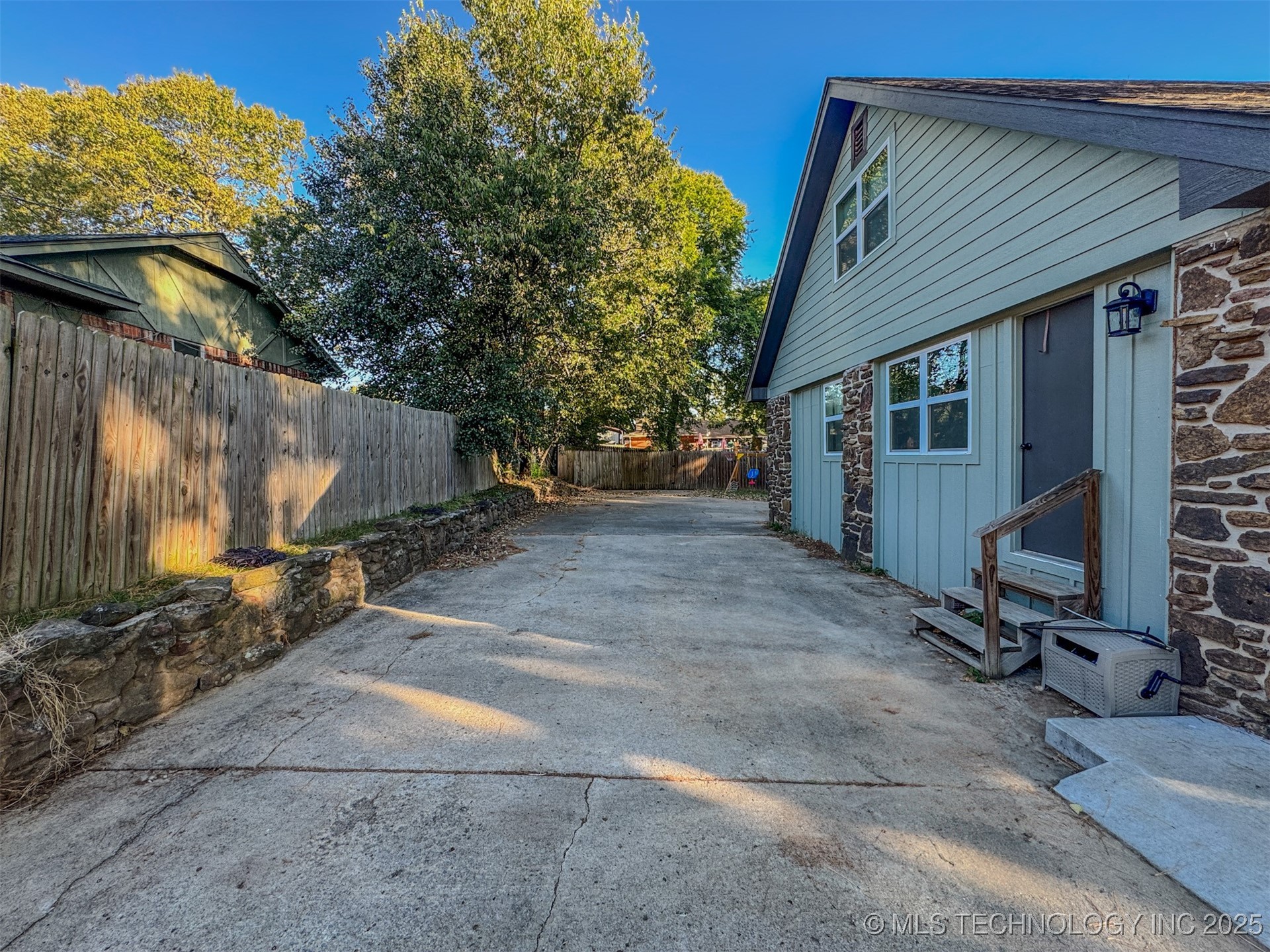 305 Wheeler Street Property Photo 74