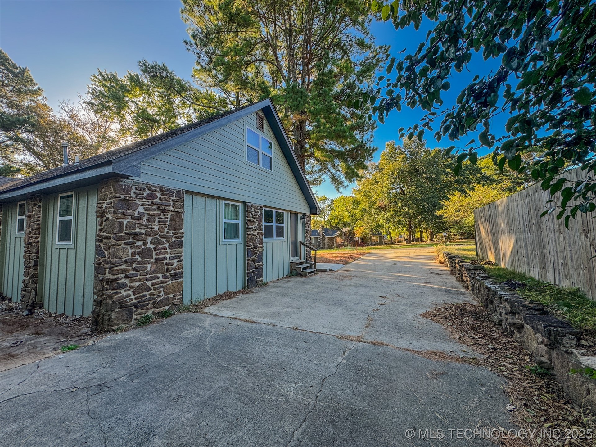 305 Wheeler Street Property Photo 75