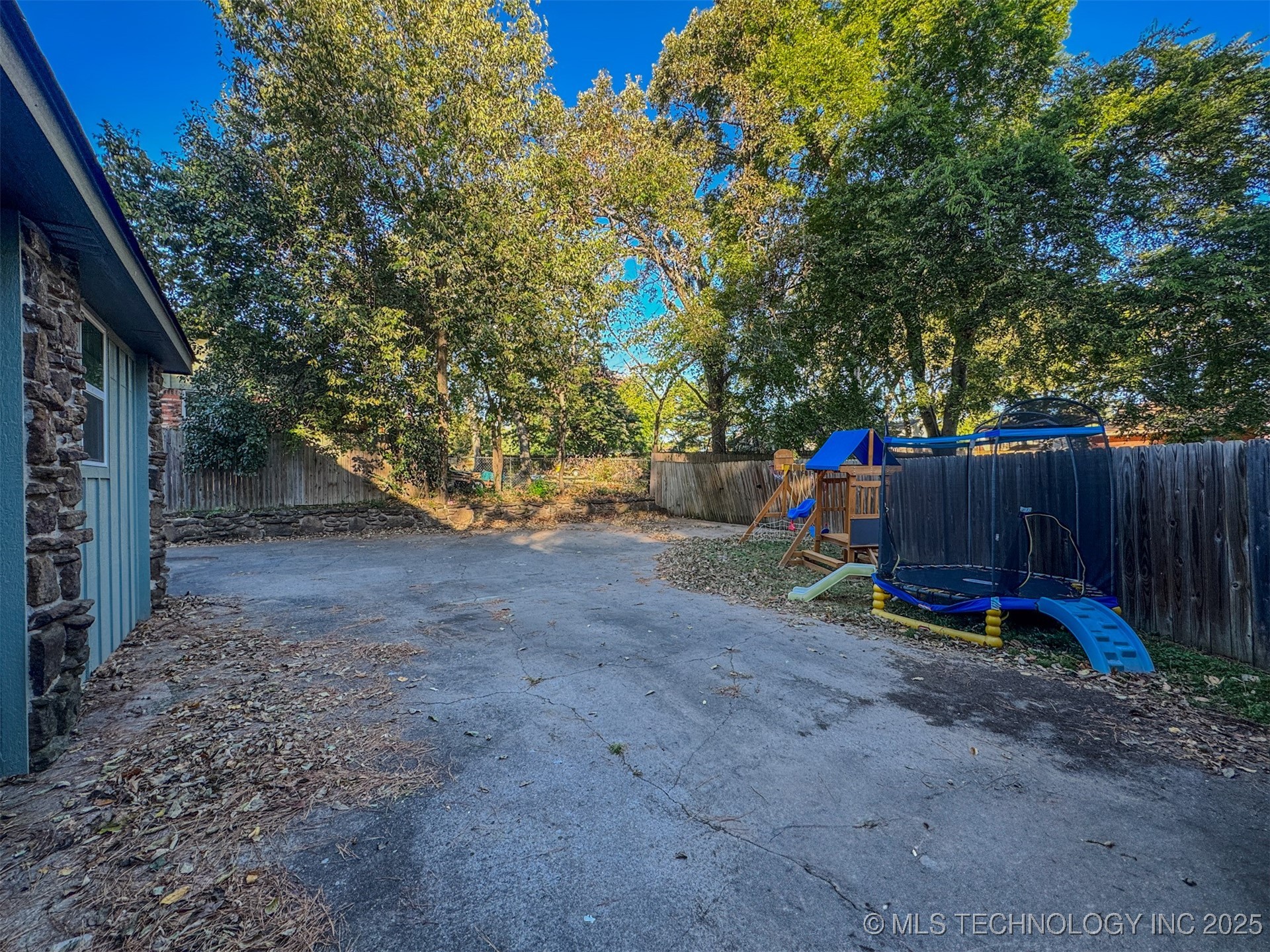 305 Wheeler Street Property Photo 76