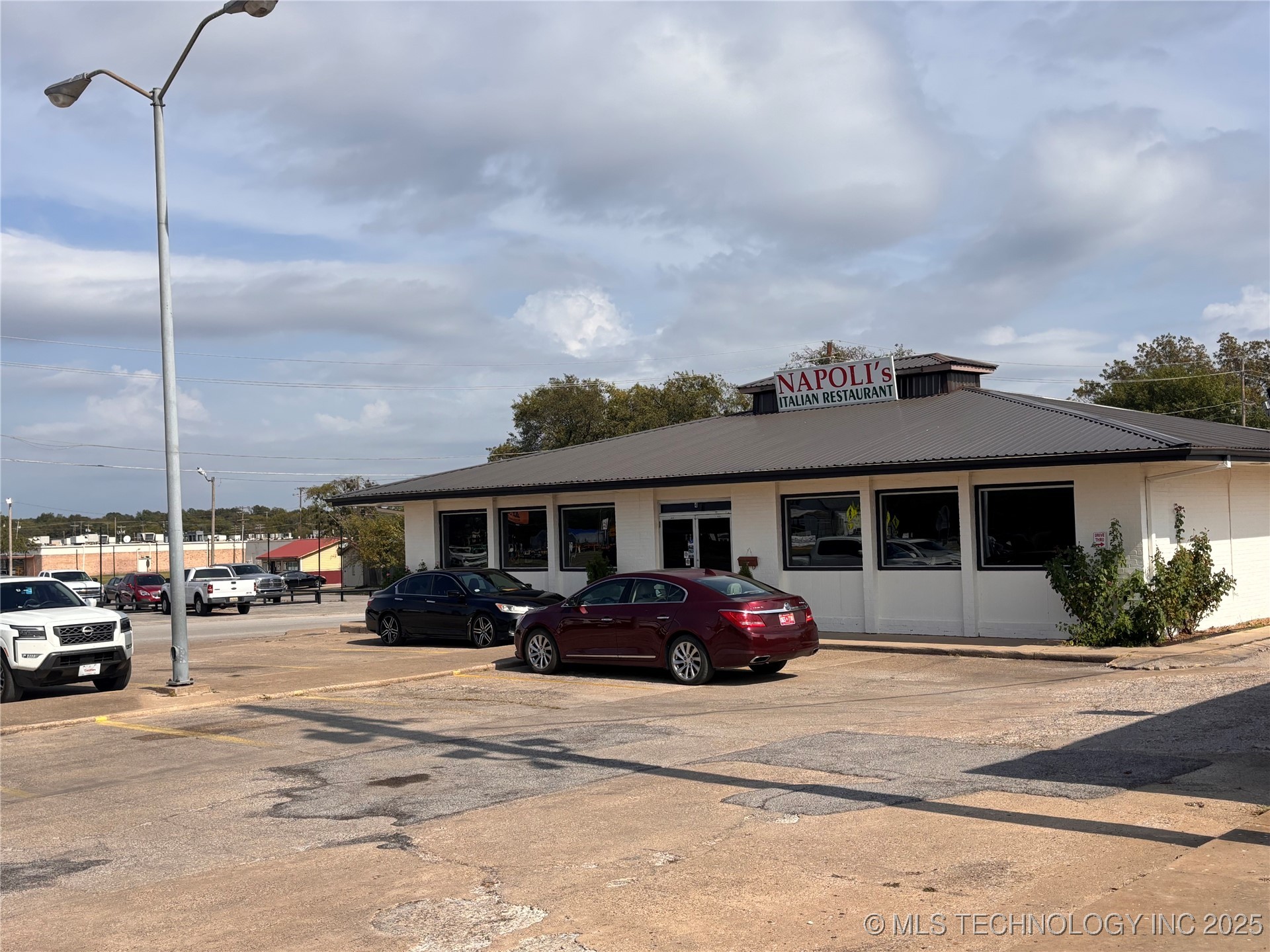 4 S Commerce Property Photo 3